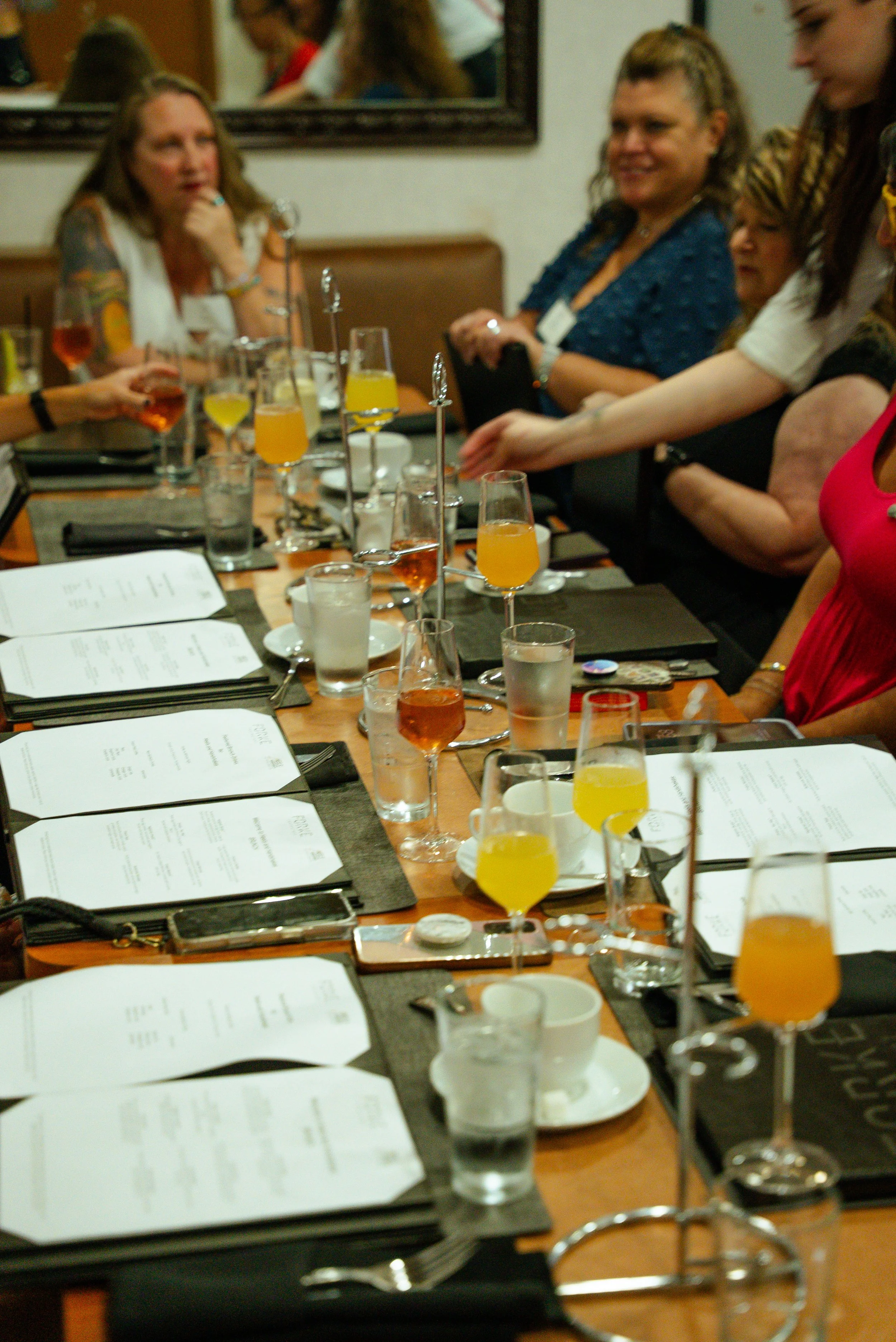 heels-handshakes-las-vegas-women-networking-brunch.jpg