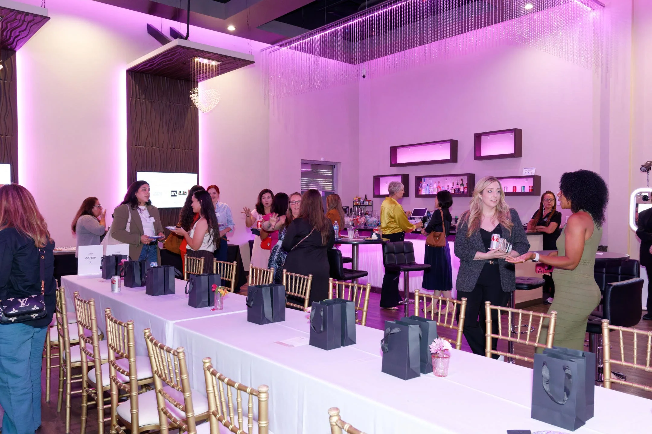heels-and-handshakes-las-vegas-speed-networking-event-women-professionals-2026.jpg