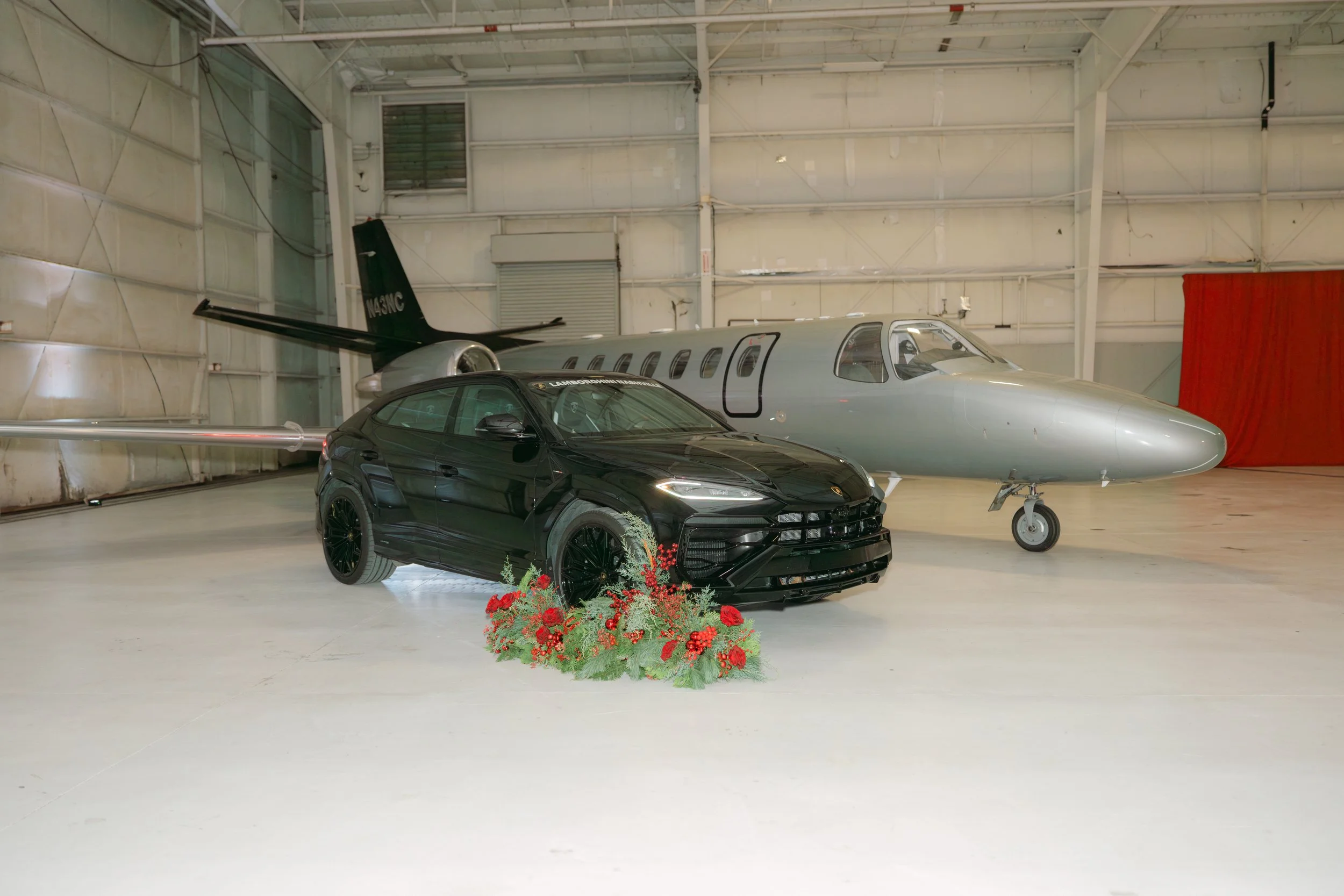 lambo + jet linx.jpg