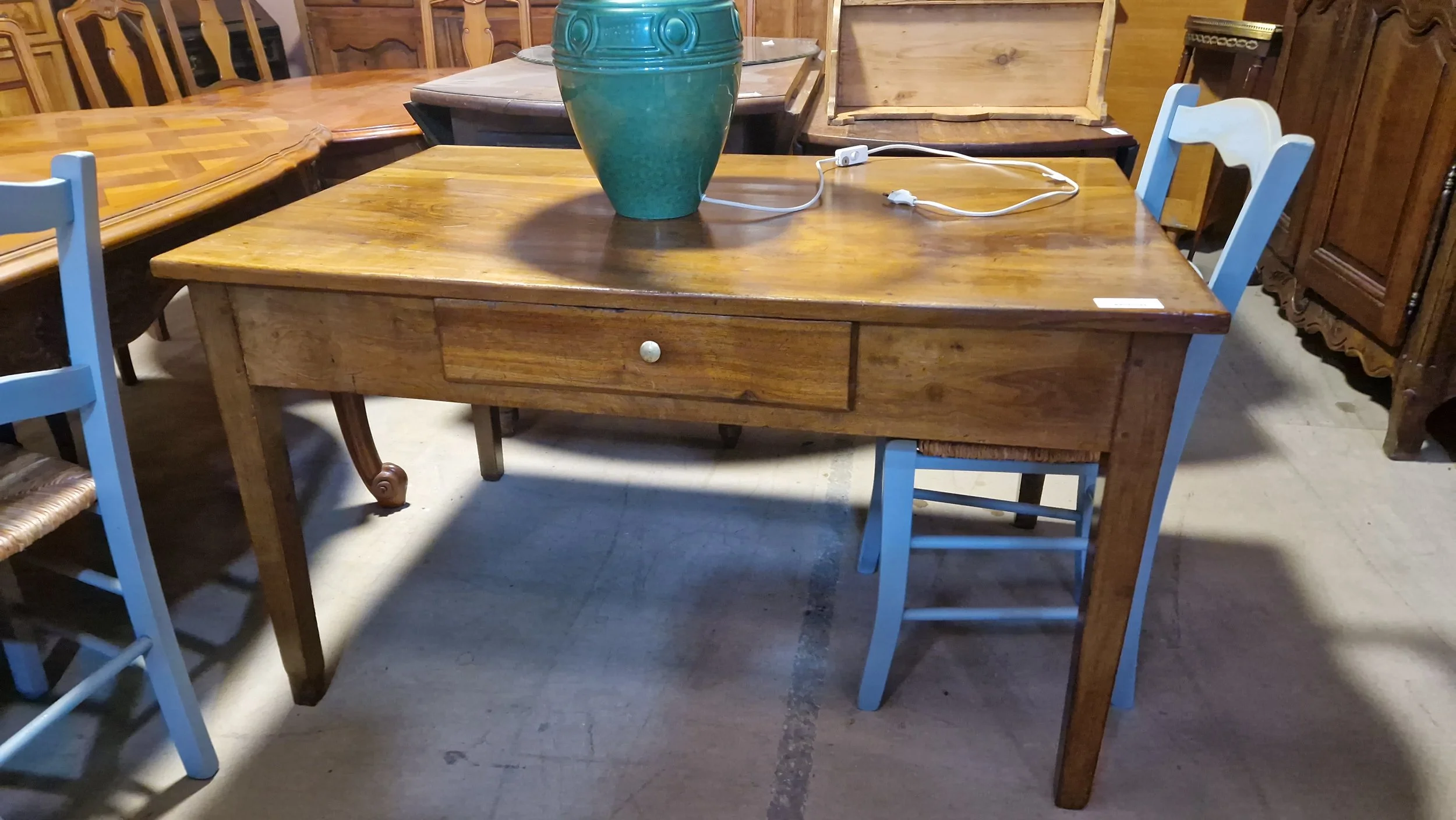 Bureau noyer - 180€