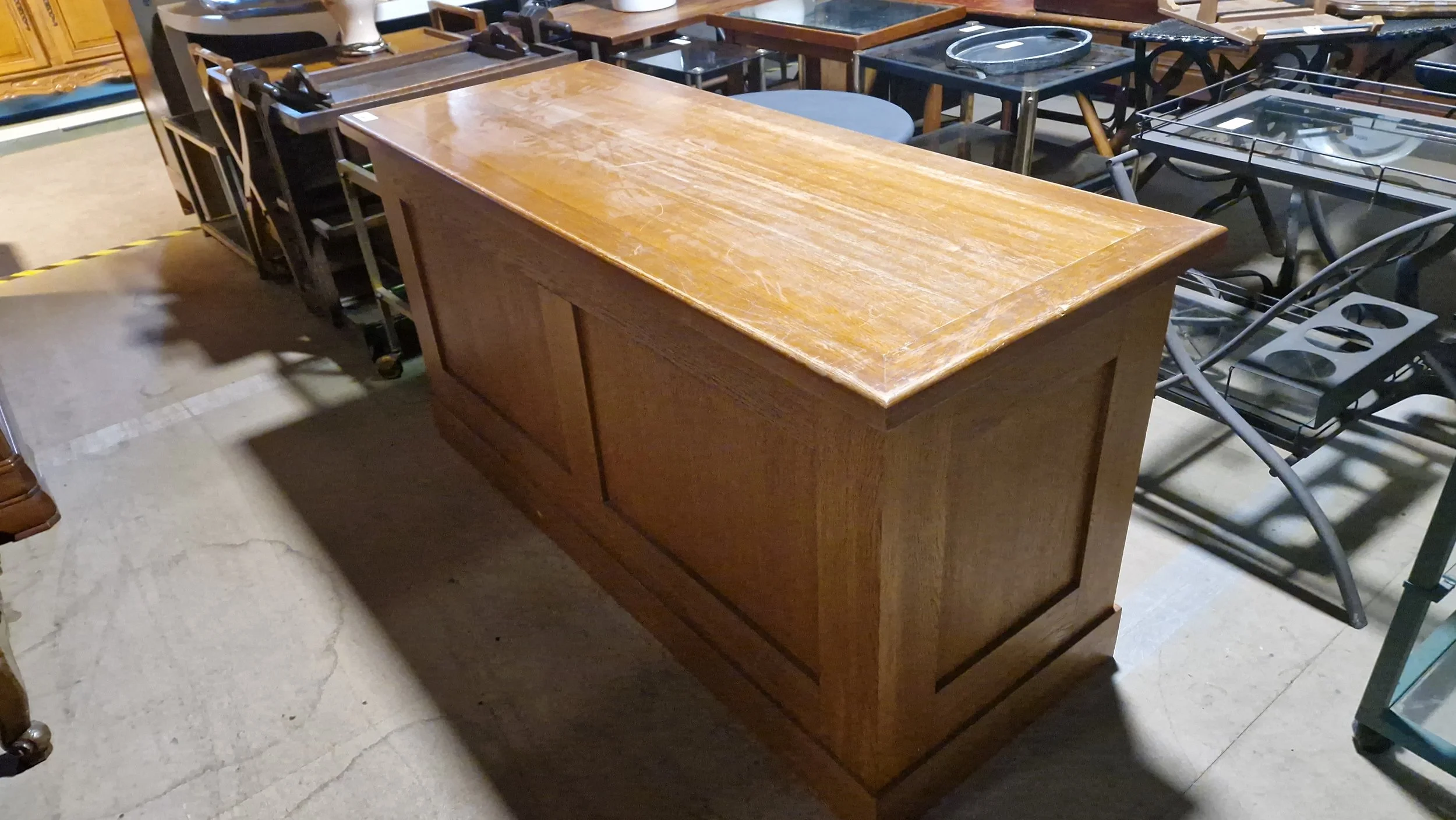 Bureau Comptoir - 180€