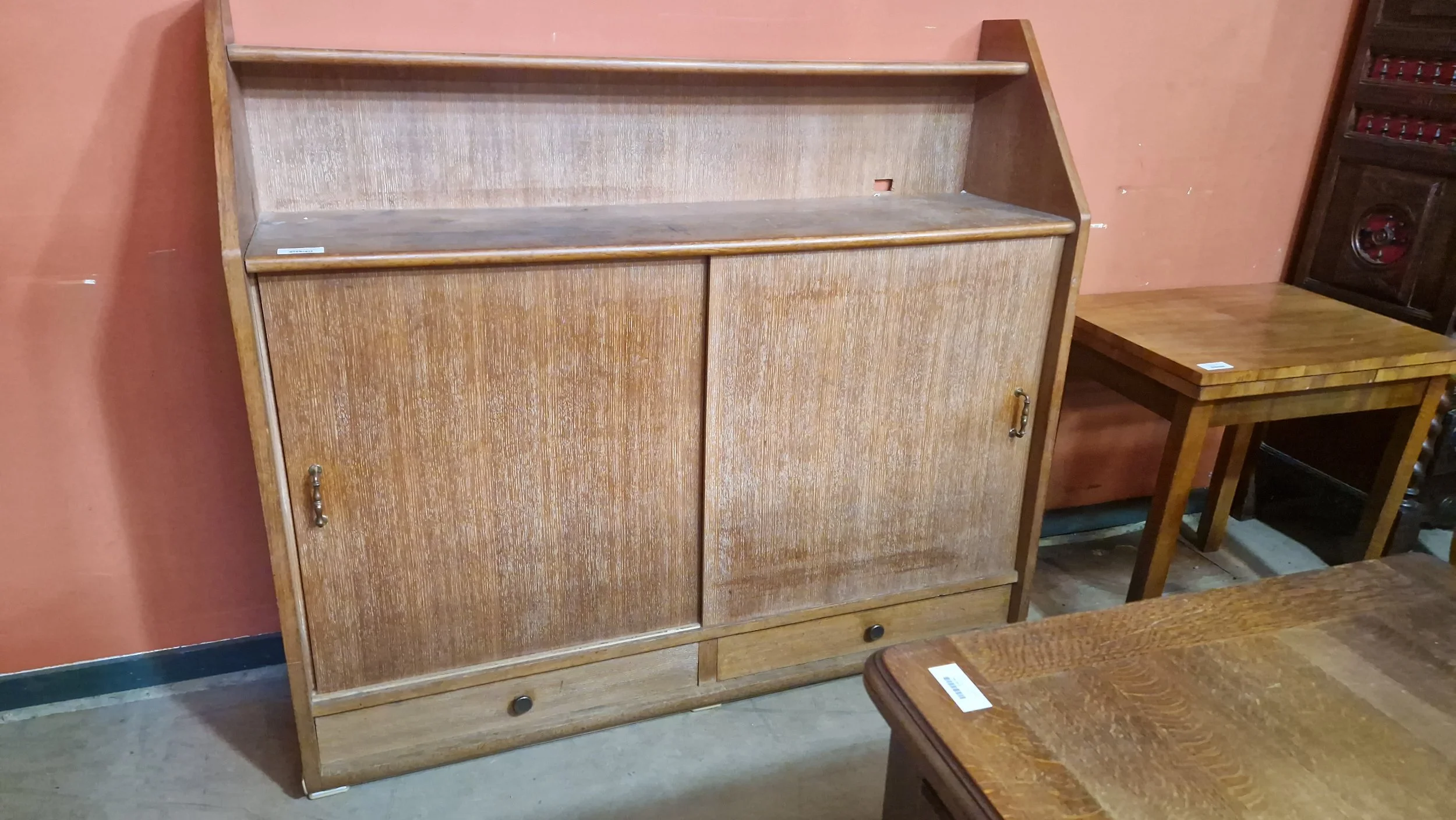 Buffet vintage porte coulissante - 320€