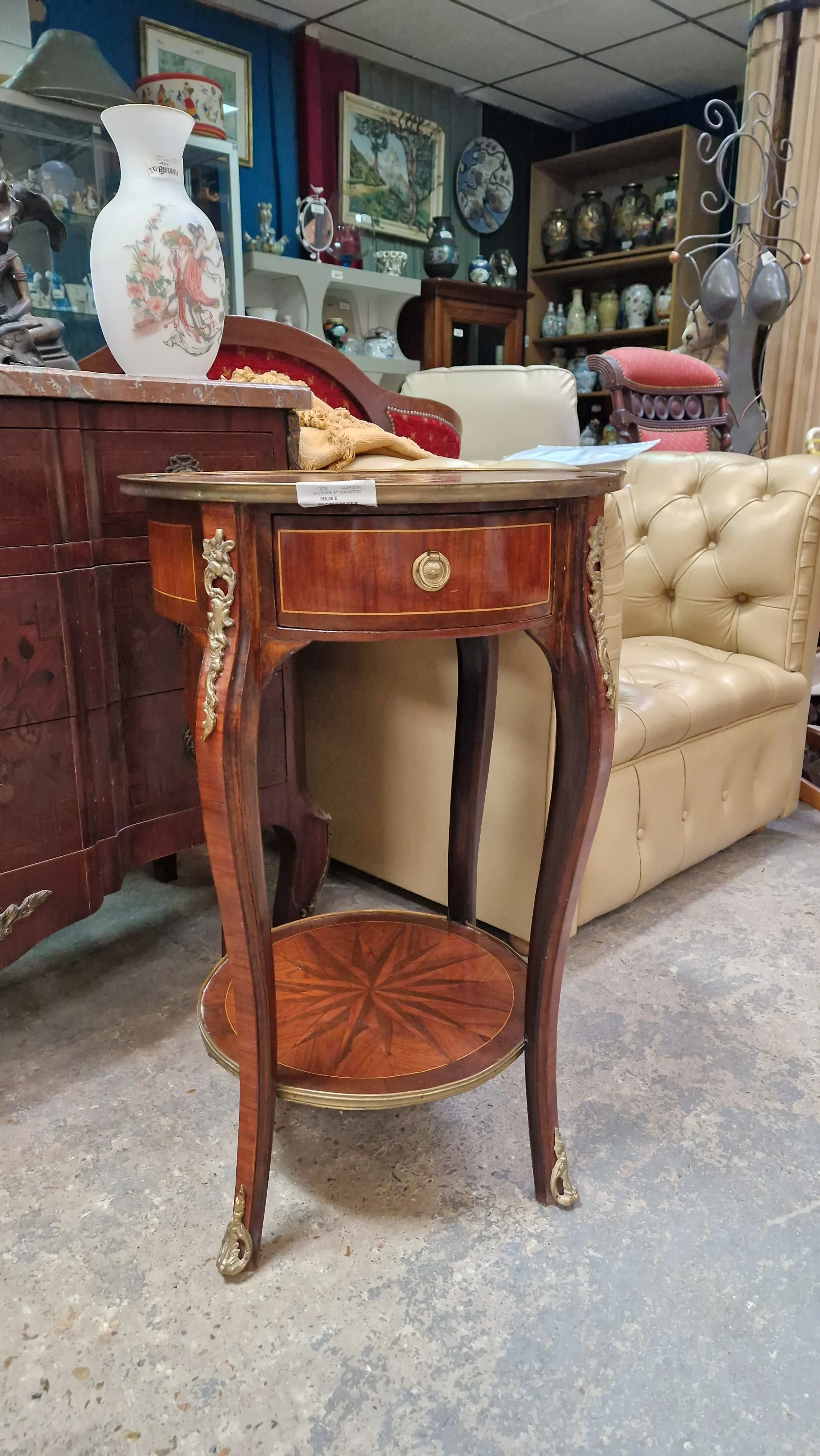 Guéridon style Transition - 180€