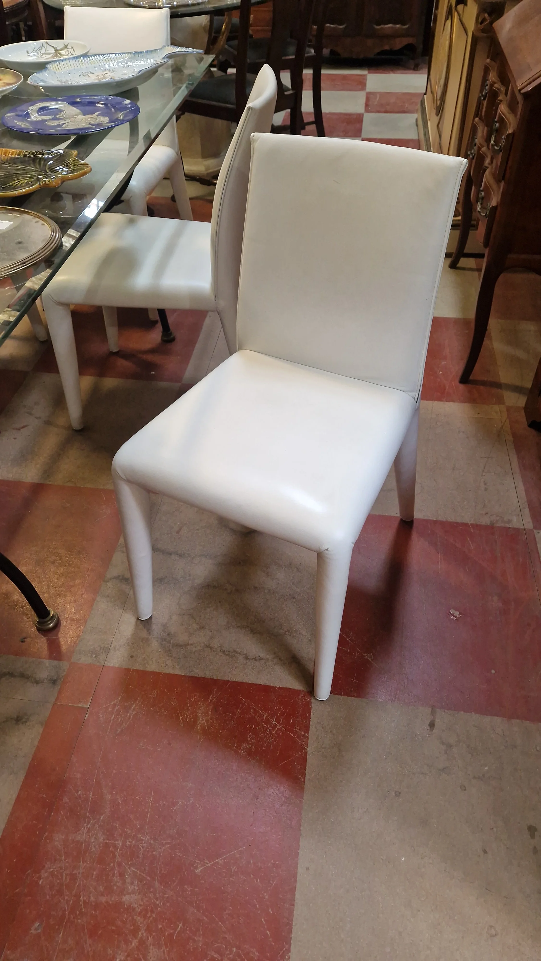 Lot 4 chaises Vol au Vent Design Italie - 600€ 