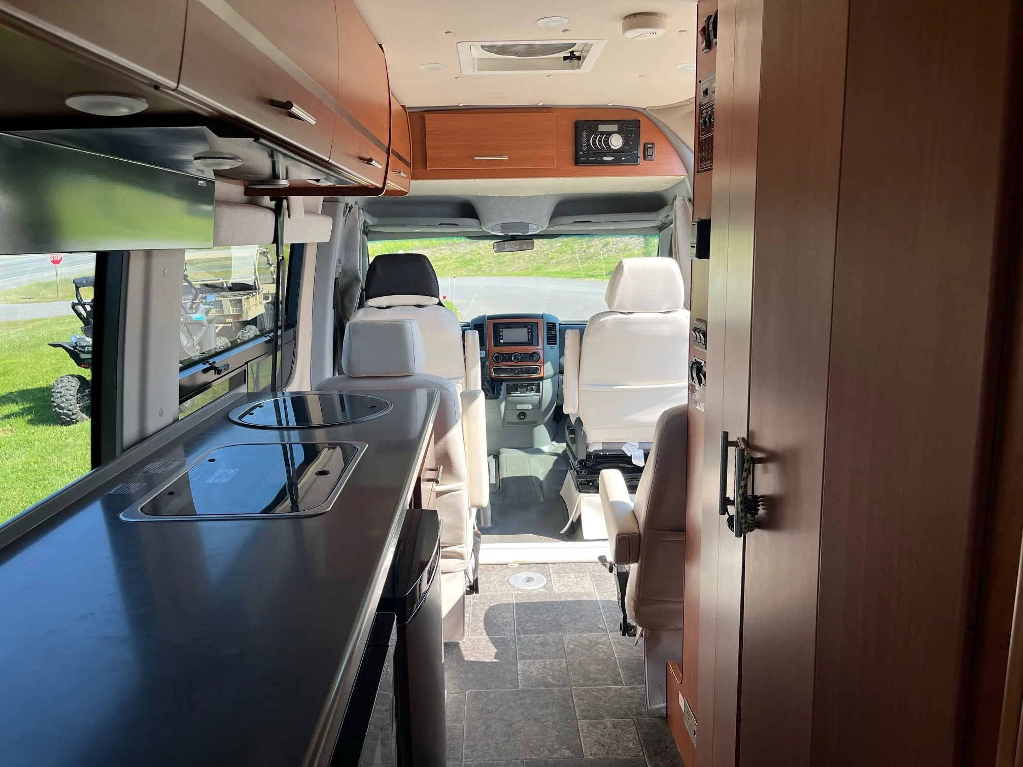 2014 Winnebago ERA Touring Coach 170X — BergesonRV
