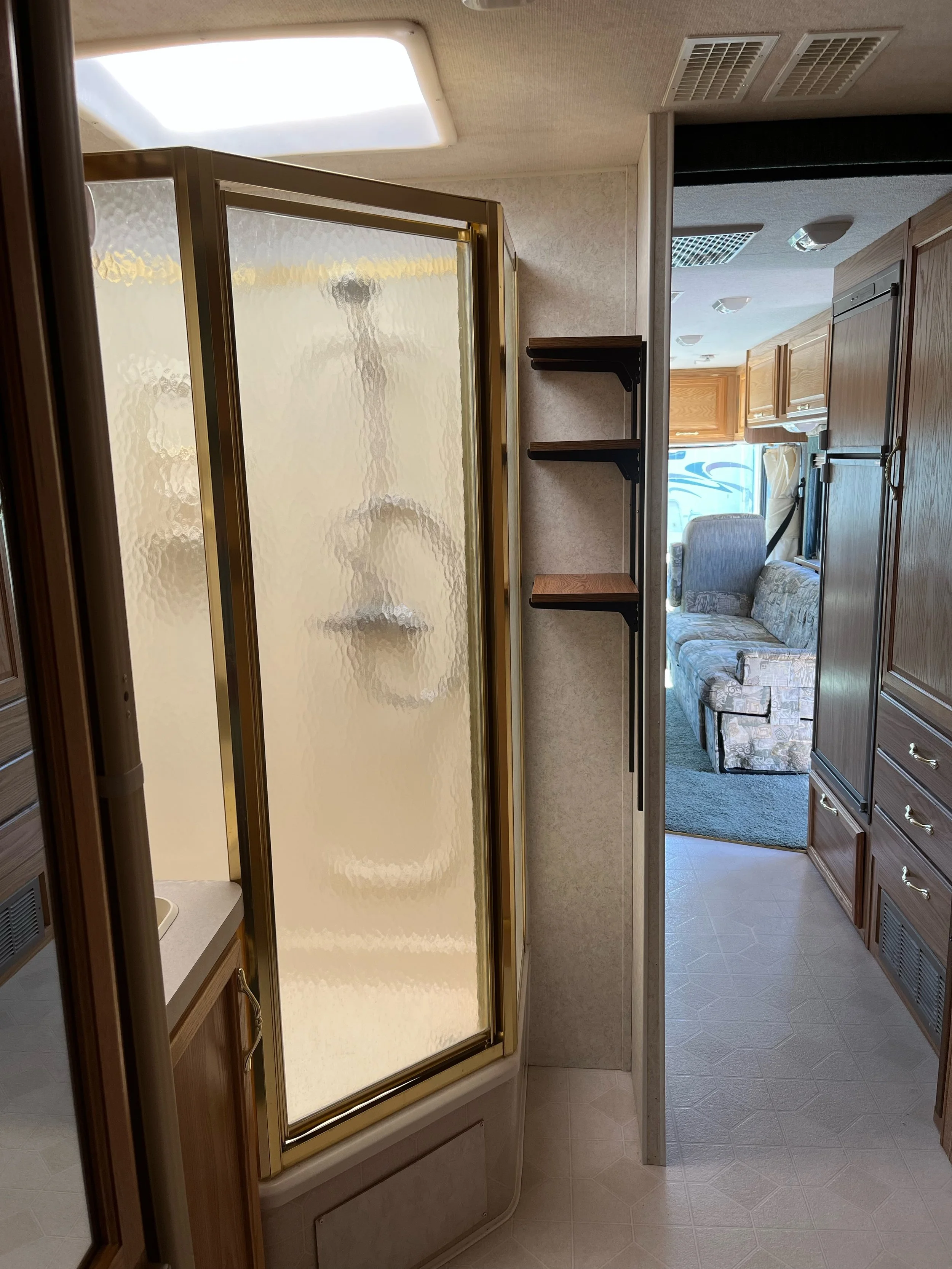 2001 Rv 2000 Fleetwood Flair Model 31A — BergesonRV