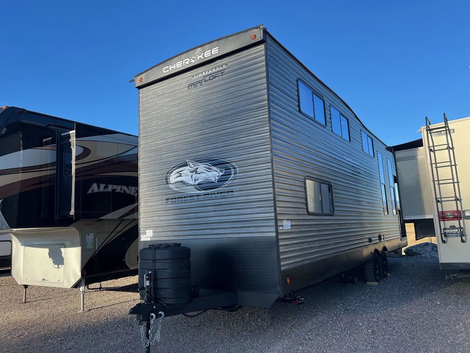 2025 Cherokee 200G MiniLoft — BergesonRV