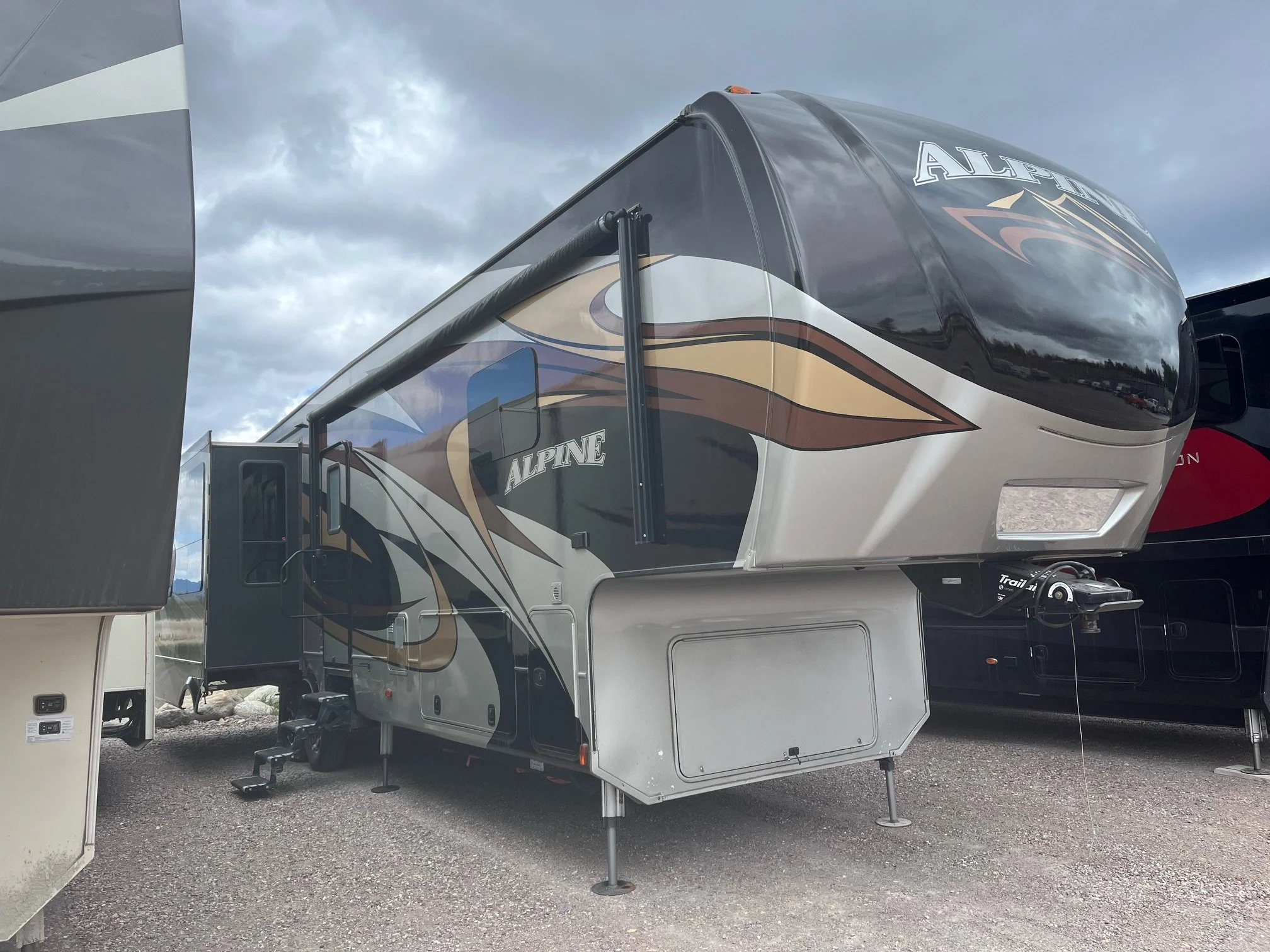 2016 Keystone Alpine 3535 RE 5th Whl — BergesonRV
