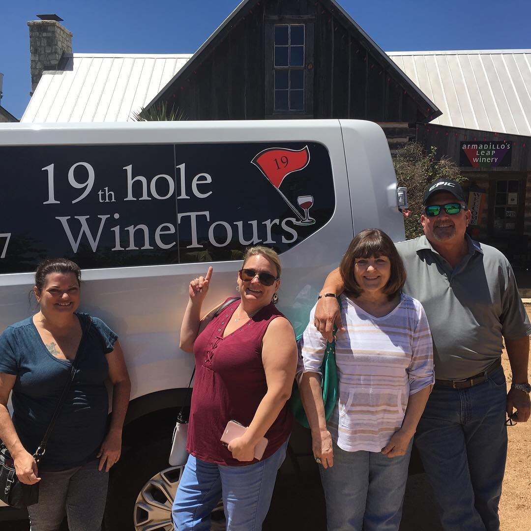 Happy &quot;Cinco de Mayo&quot; at Amadillo's Leap with 19th hole Wine Tours🍷🍷🍷🍷Lovin ever minute of it!!!!