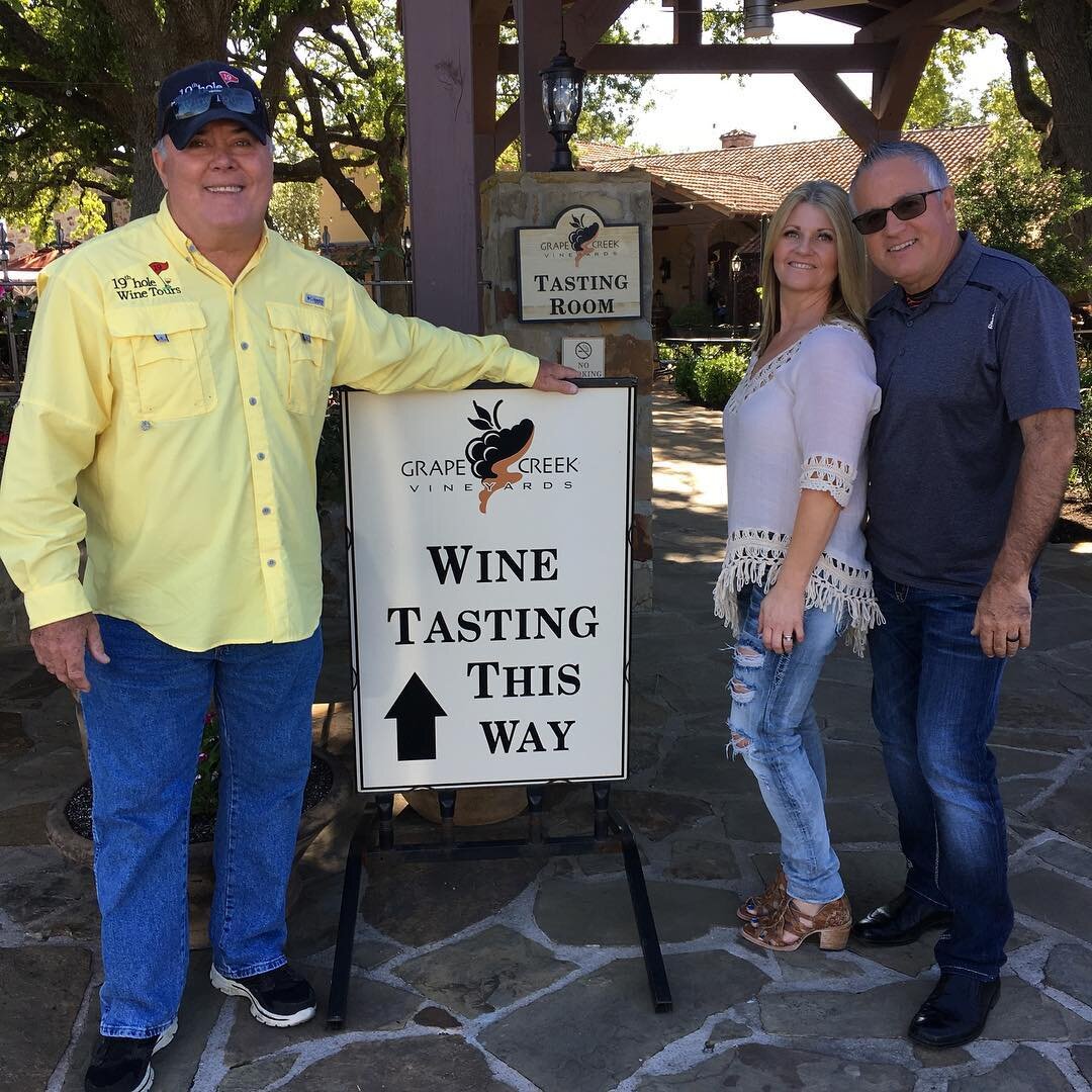Hill Country Anniversary outing at Grape Creek Vineyards 🍷🍷...
Thanks for choosing 19th Hole Wine Tours to assist on this special occasion!!