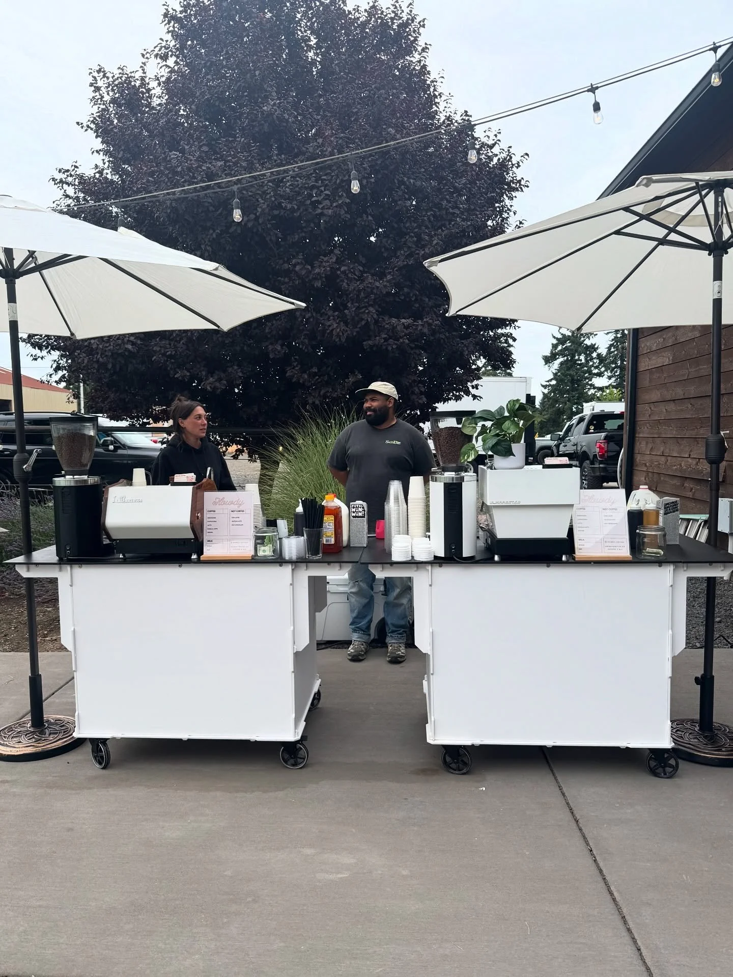 Is it clocking to you that we&rsquo;re standing on business?? 300+ guests? Easy! 

Double carts is the move for your large event. 🫡