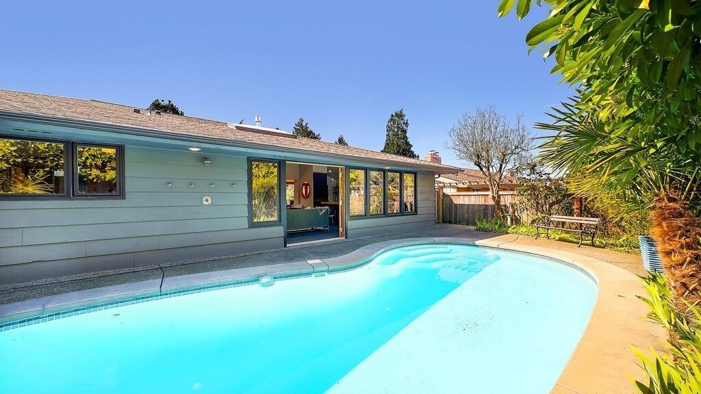 North Seattle Mid-Century Rambler (18).jpg