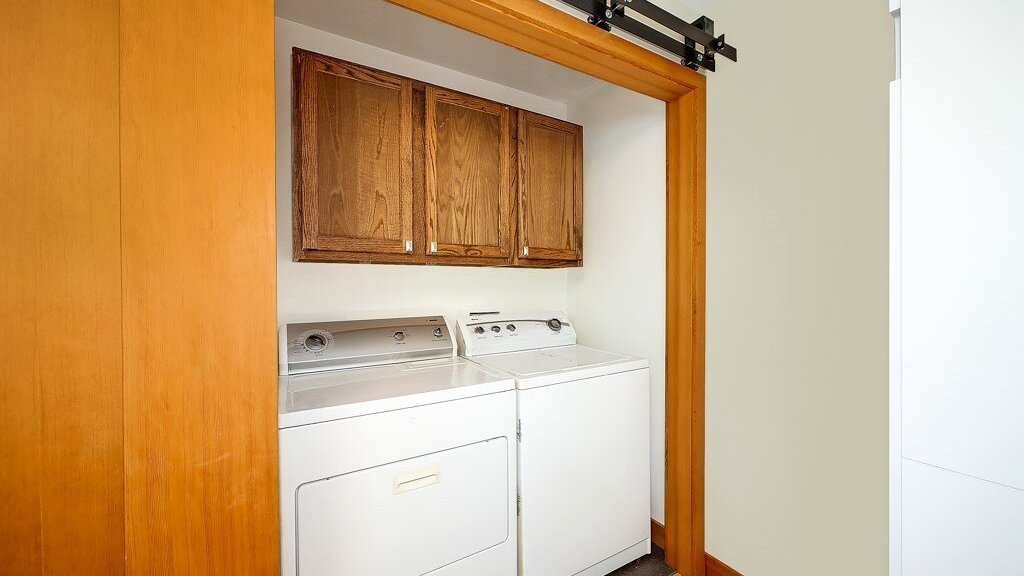 North Seattle Mid-Century Rambler (25).jpg