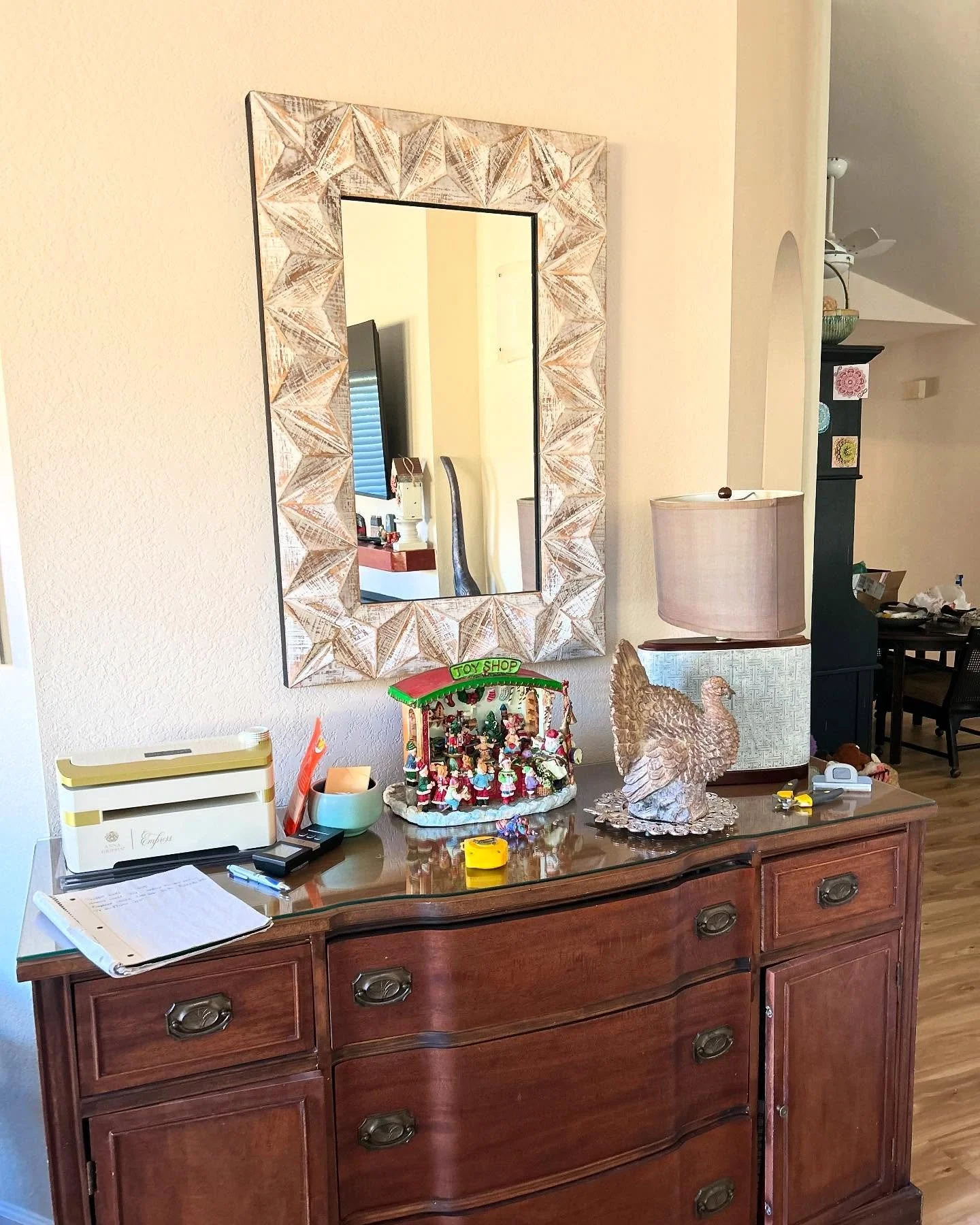 Sometimes you need to simply reimagine what&rsquo;s already there. 🤍 #lovethehomeyouhave #susiefitlwrhomes #coastalhome