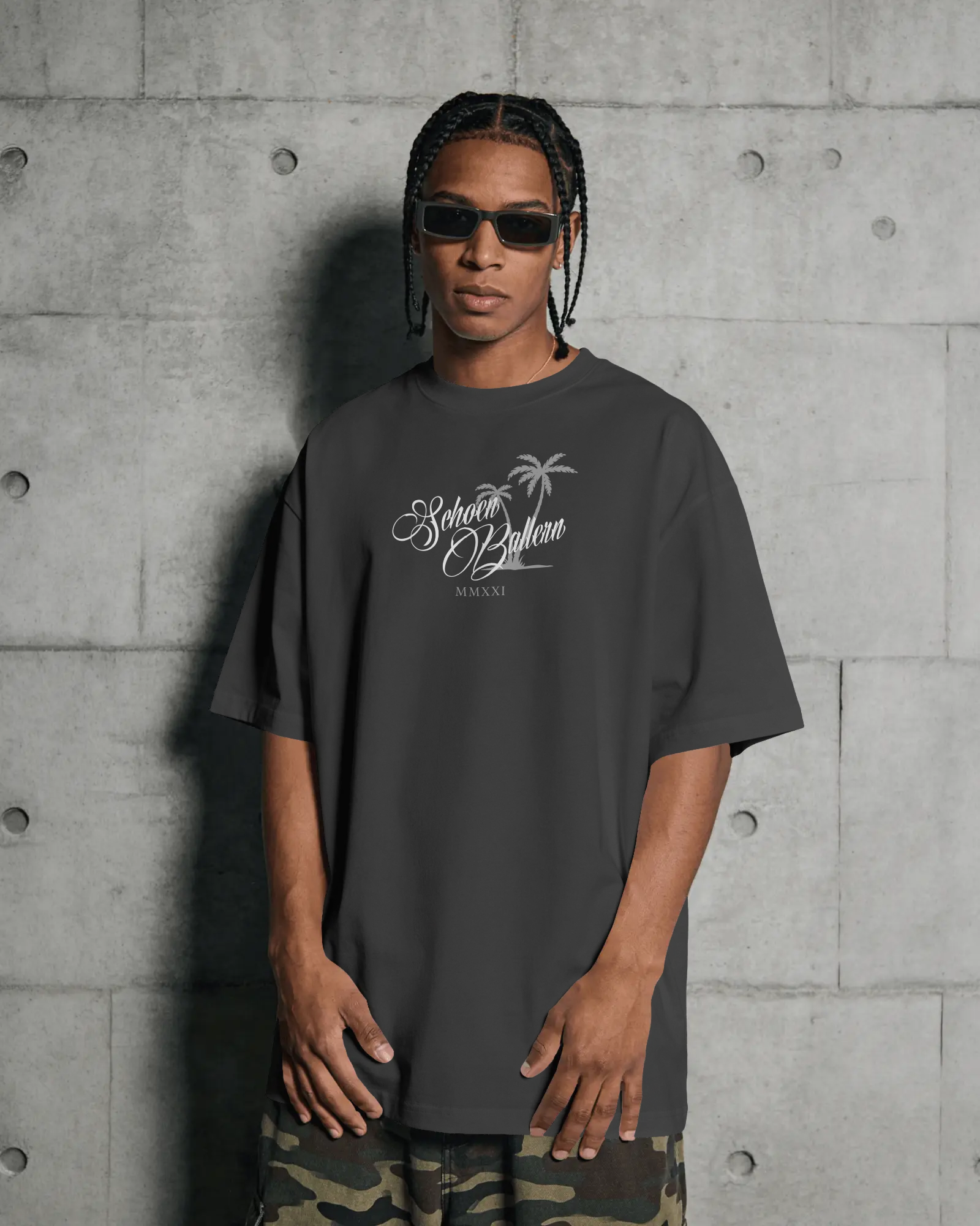 schoenballern-oversized-shirt-menace (6).png