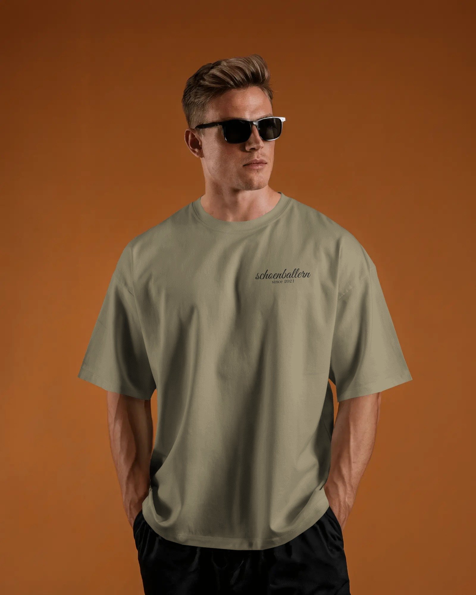 schoenballern-basic-tee-front (3).jpg