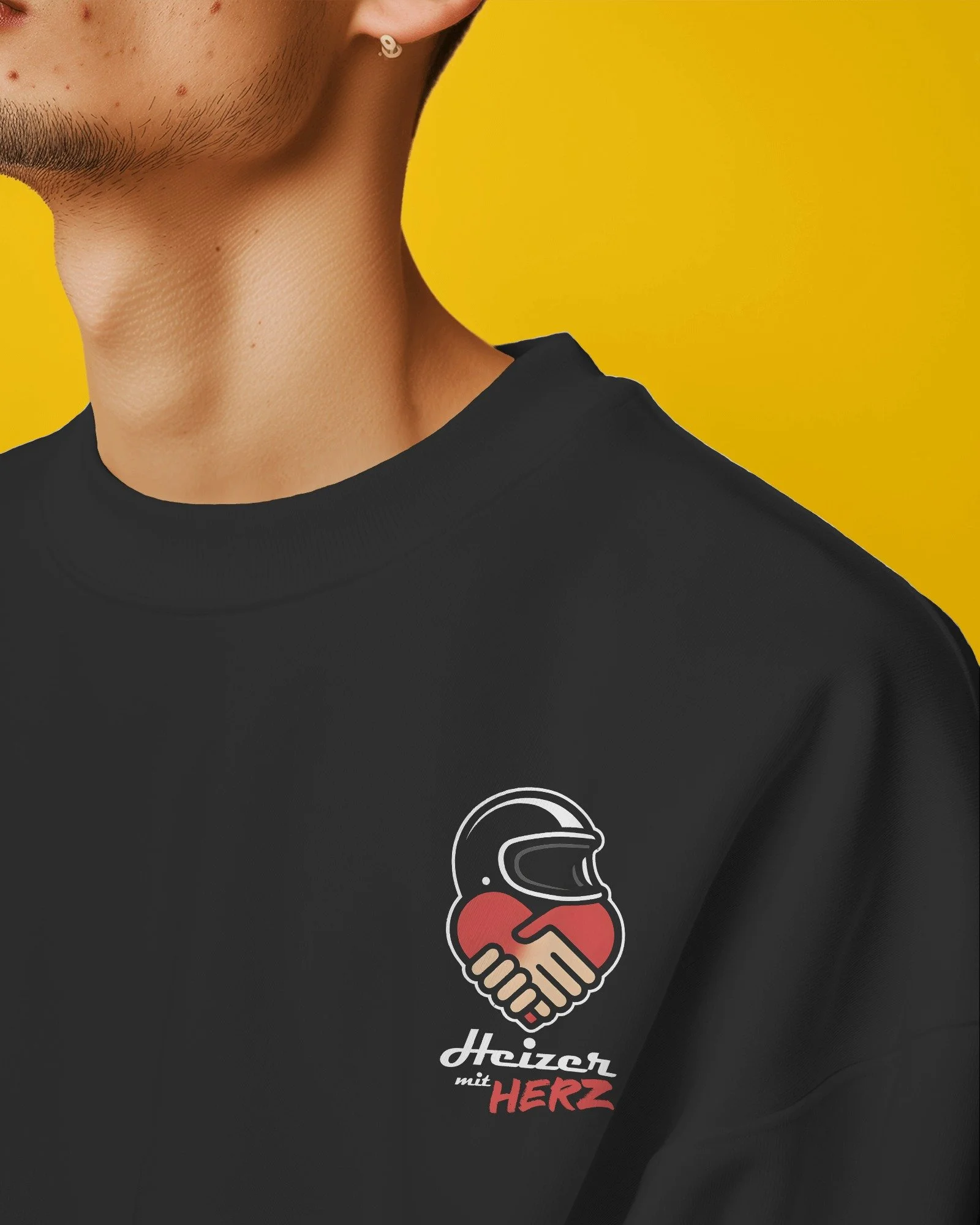 schoenballern_heizer_mit_herz_sweatshirt_pullover_charity (3).jpg