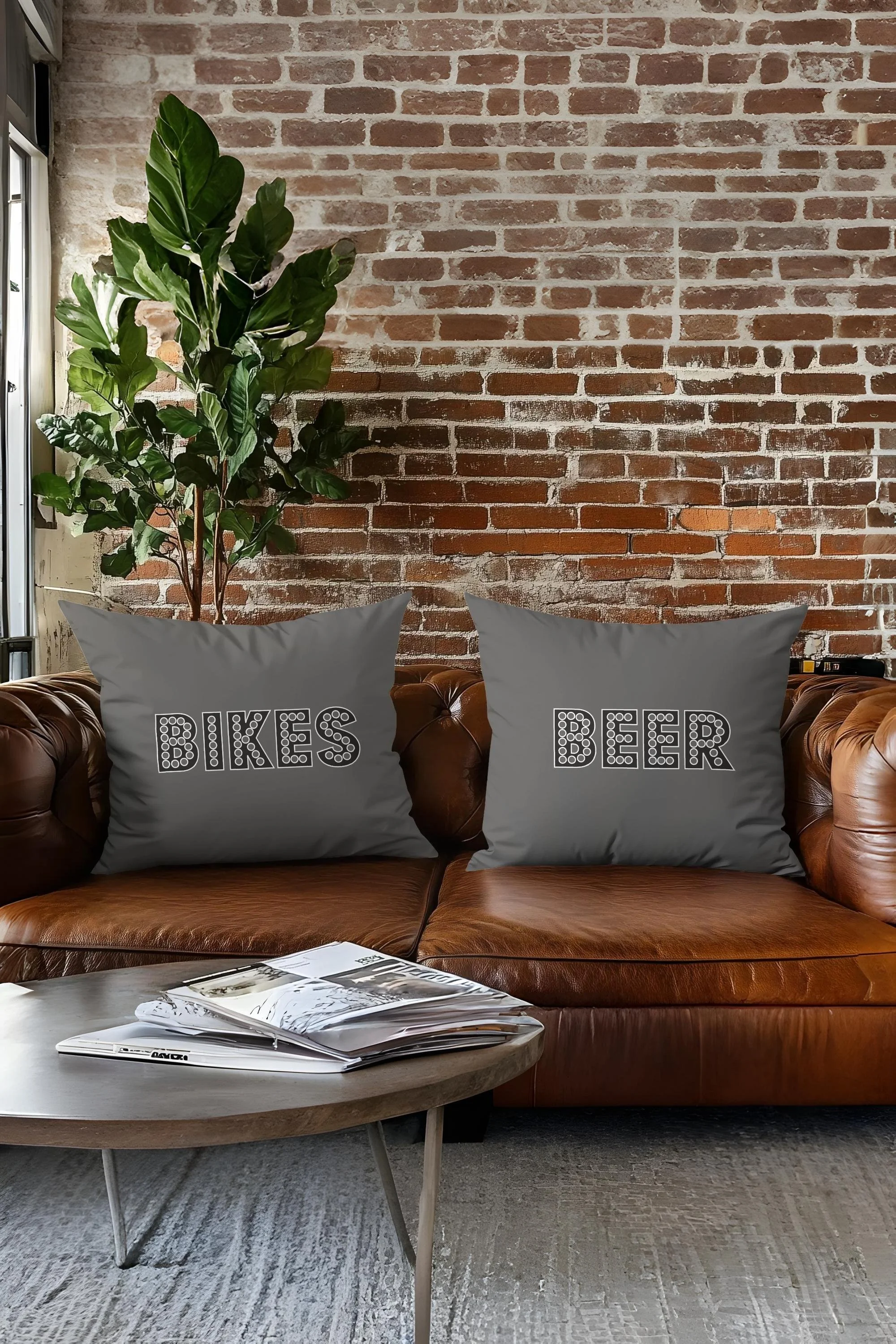 schoenballern-sofakissen-40x40-bikes-and-beer-anthrazit-1600-2000.jpg
