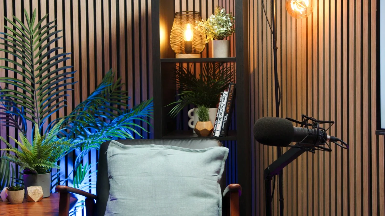 PSG1 - FIRESIDE SET RIGHT copy.jpg