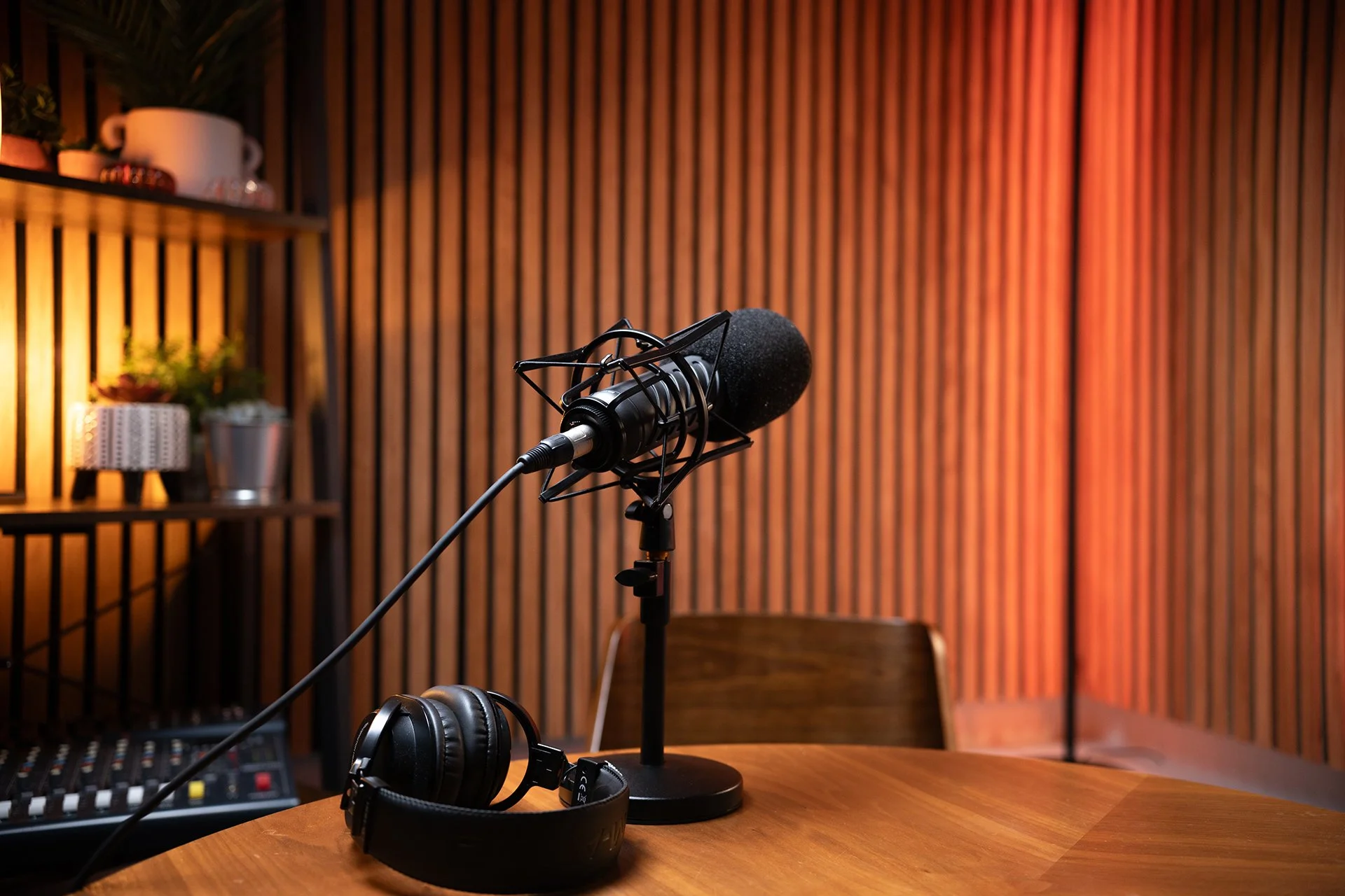 PSG2 video marketing and presenter studio in Glasgow