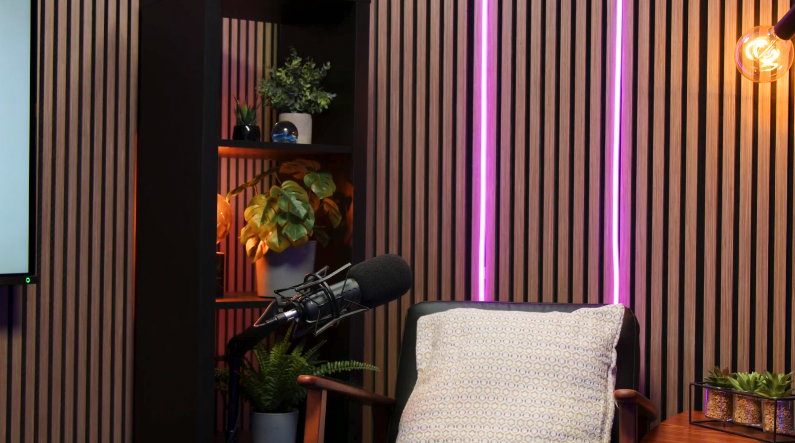 PSG1 - FIRESIDE SET LEFT copy.png