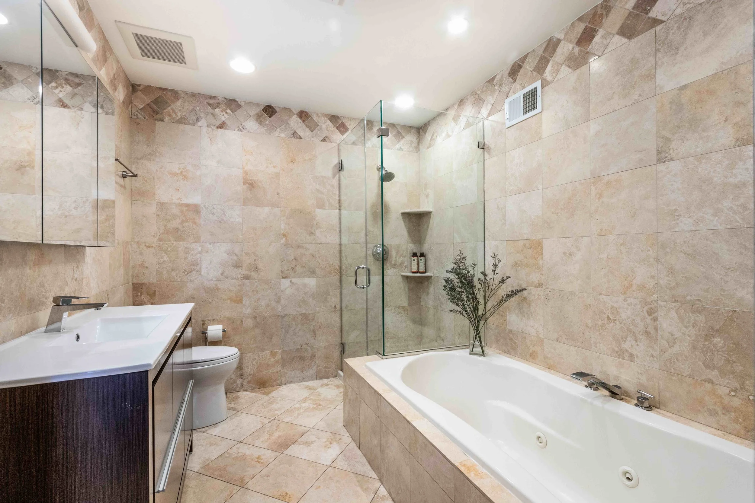 Bath.R.Web.jpg