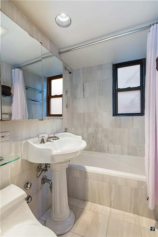 210 East 47th Street #6H, Turtle Bay, Manhattan – photo 1