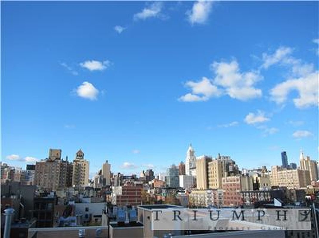 416 East 11th Street, Penthouse A, East Village, Manhattan – photo 1
