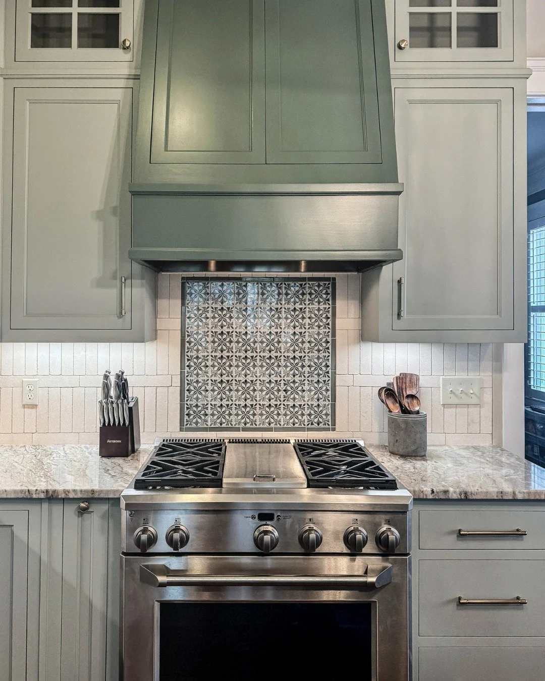 Sometimes functional is just not enough!
This kitchen &ldquo;worked&rdquo;, but boy was it outdated. Without changing a single thing about the footprint or moving a single appliance, we were able to breathe a new life into this space for the family a