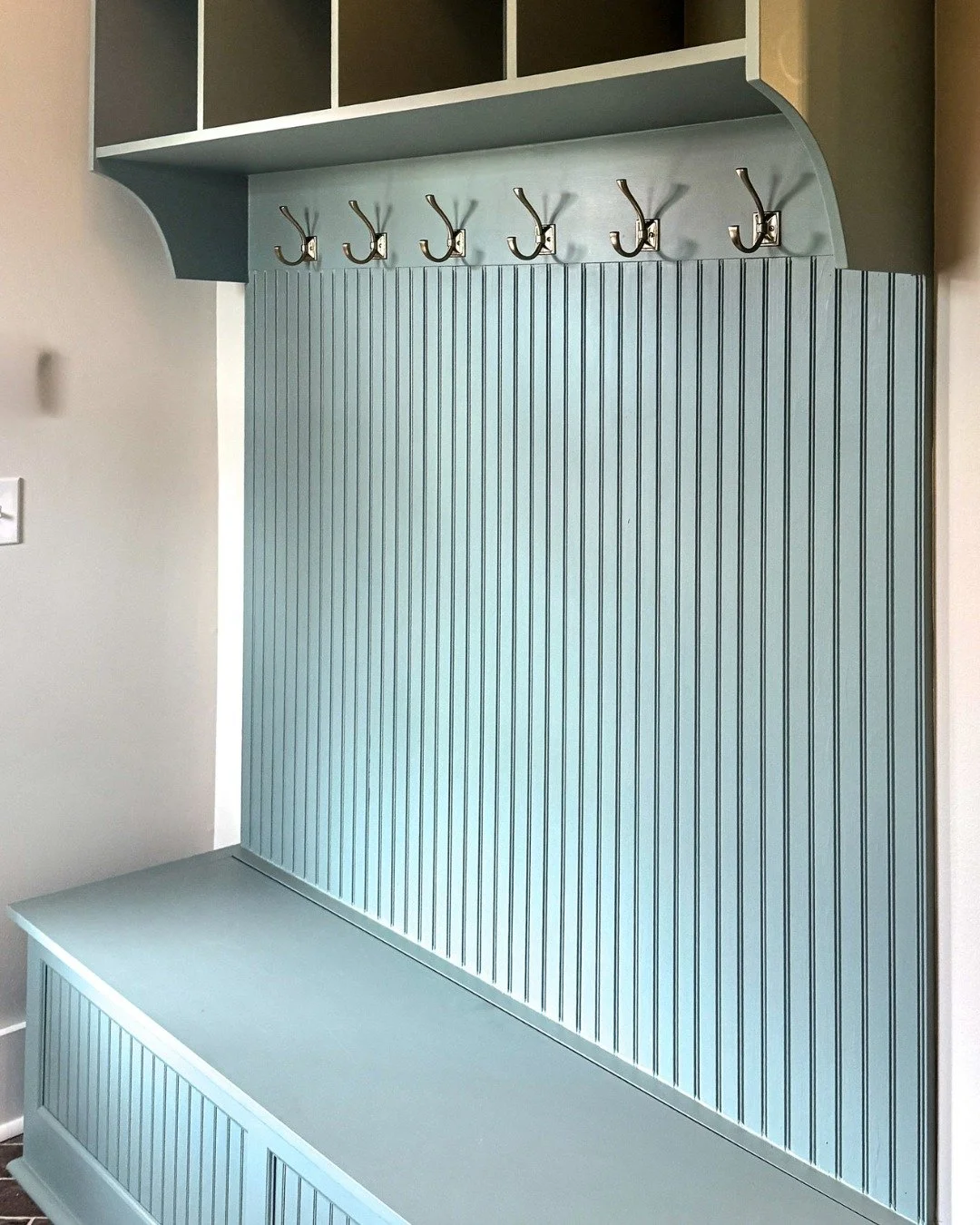 Let&rsquo;s talk about the less exciting spots in your home&hellip;

Laundry. The backpack drop spot. Not exciting and not where you want to spend your design budget, right? That doesn&rsquo;t mean they have to stay basic and boring! The changes we m