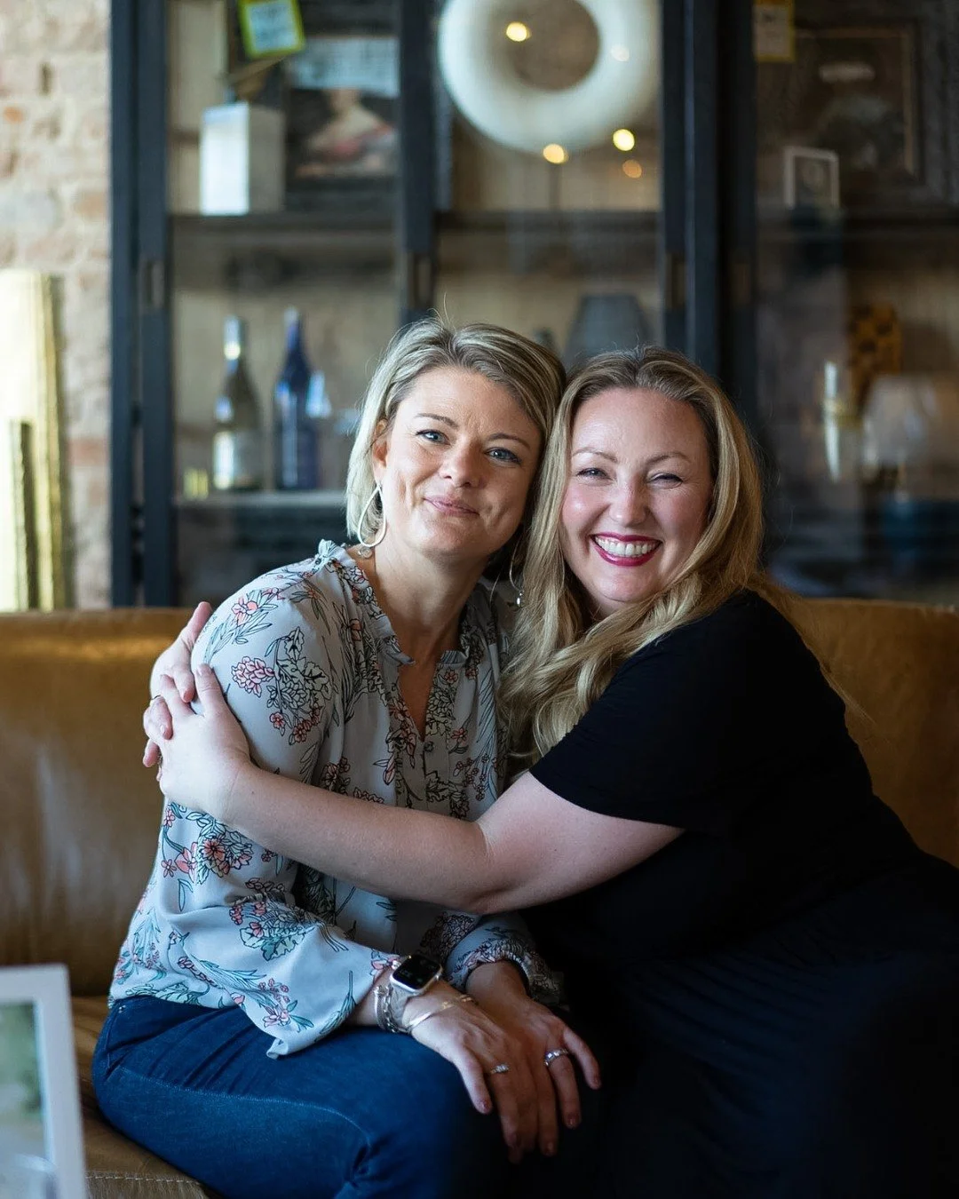 Happy April from your favorite fools!
.
.
#britnelsoninteriors #britnelson #augustaga #interiordesigners #luxeathome #interiordesigns #housebeautiful #modernhomedesign #timelessdesign #residentialinteriors #residentialinteriordesign #commercialinteri