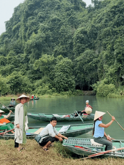 Untitled design (10).gif