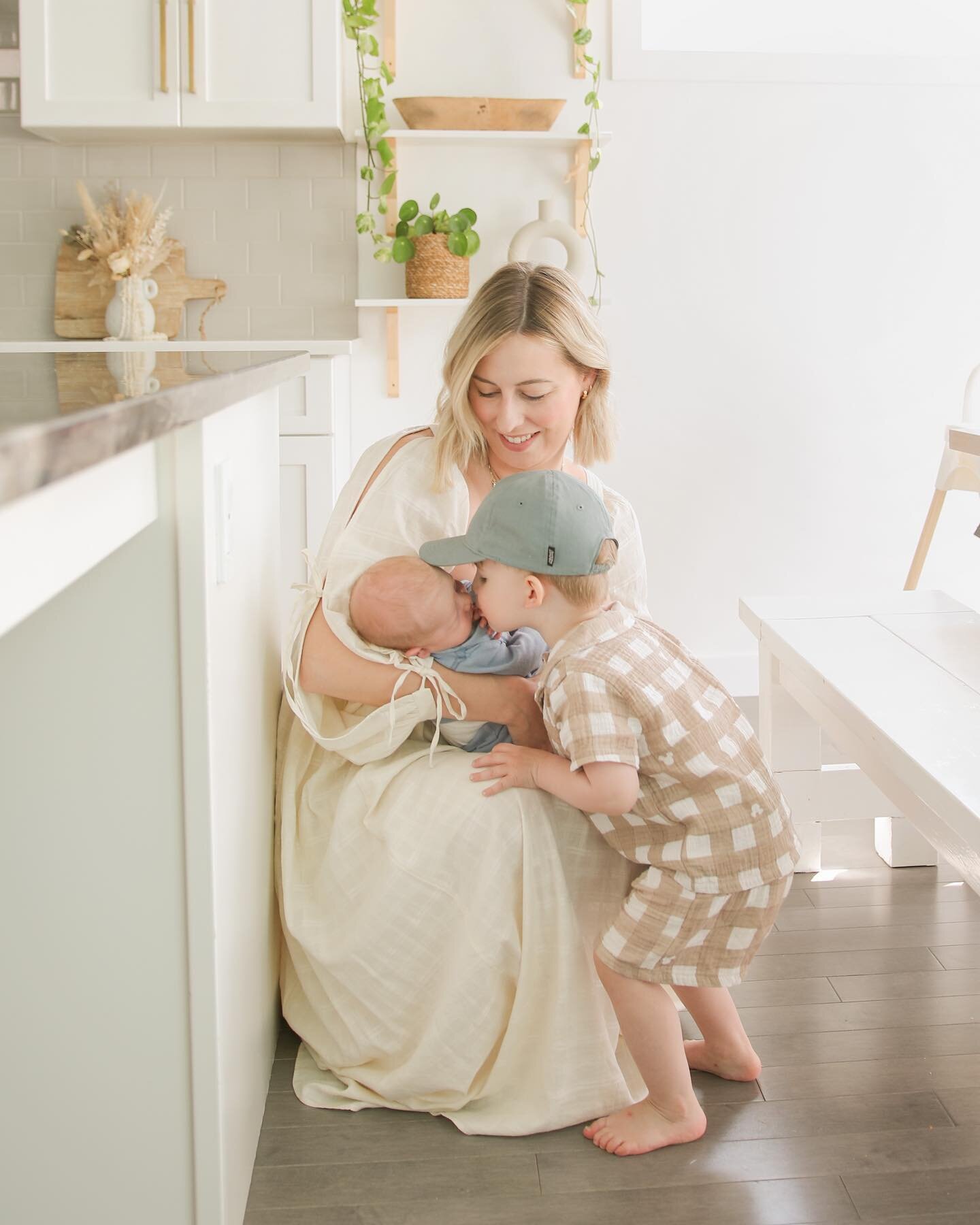Full of gratitude today as I celebrate my third Mother&rsquo;s Day with the title as mom. Swipe 👉 to see how much things have changed over the years.🥹

Motherhood is like living in the fast lane. It&rsquo;s doing things quickly but trying to savor 