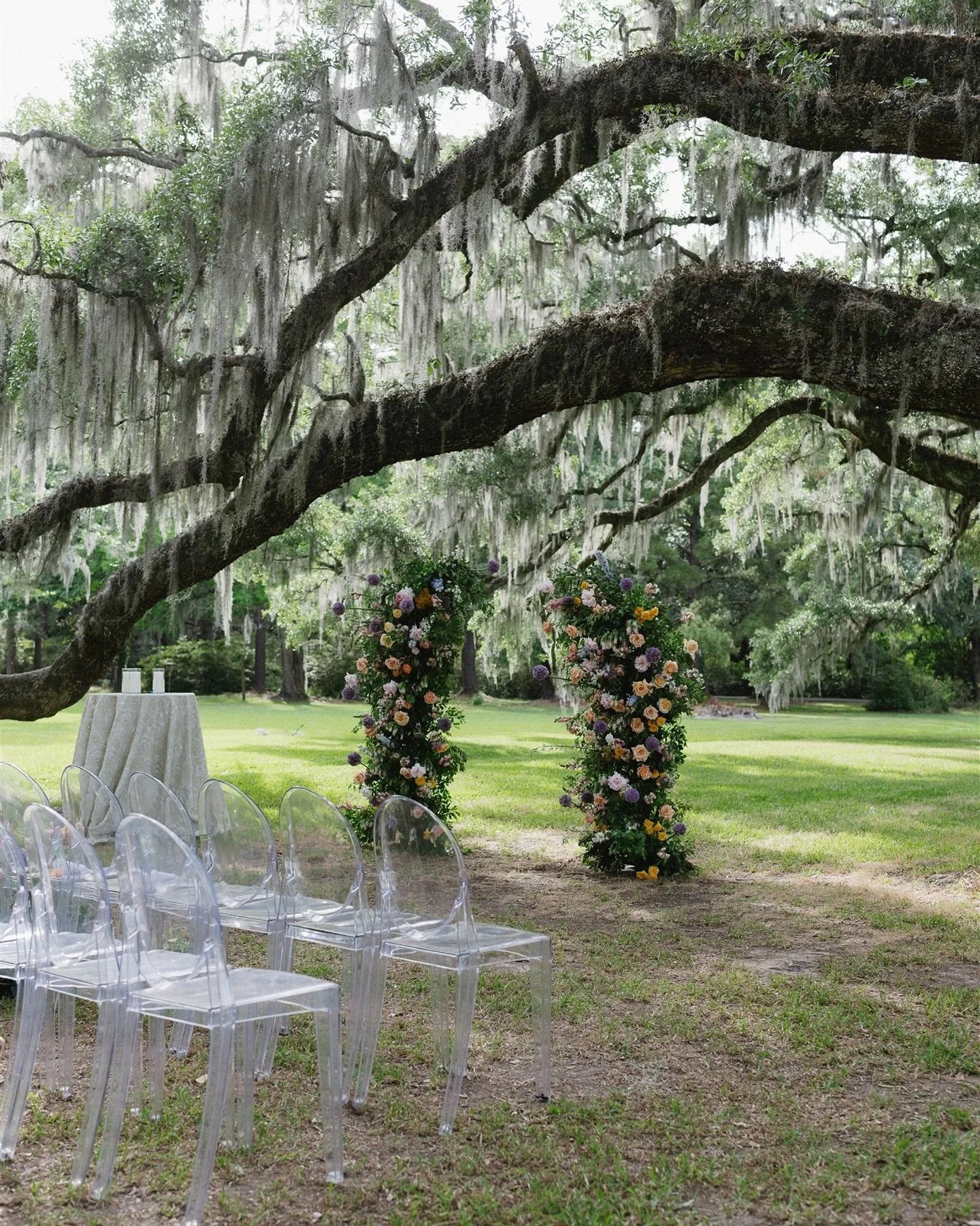 A little dose of color to brighten the mood on a cloudy day ✨🎠🎨 &thinsp;
&thinsp;
&thinsp;
&thinsp;
&thinsp;
&thinsp;
 Shot for: @haleybirdseyphoto