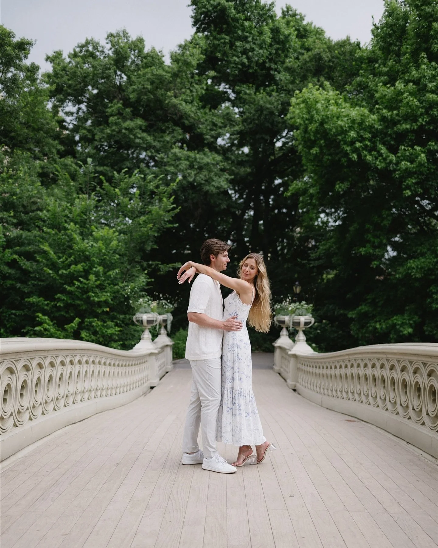 A few more favorites of Devyn &amp; Luke in Central Park in honor of heading back to NYC soon 🗽 &thinsp;&thinsp;&thinsp;
&thinsp;&thinsp;&thinsp;
&thinsp;&thinsp;&thinsp;
What is a must do/see on my itinerary this trip?