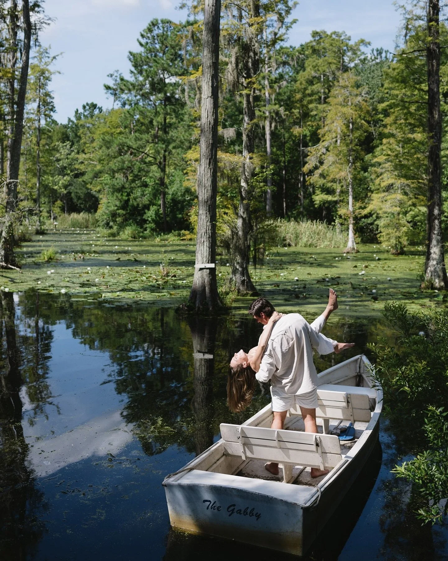 The most romantic morning spent at Cypress Gardens with Kenzie + Marshall 🦢🤍📖