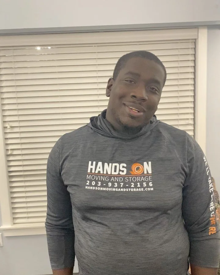🚨new episode🚨 Link in Bio! Check out our latest episode with @xzavier_richardson Xzavier Richardson is the CEO  and founder of Hands On Moving, Hands On Express ( Warehouse &amp; delivering service), and Hands On Landscaping. He is also the founder