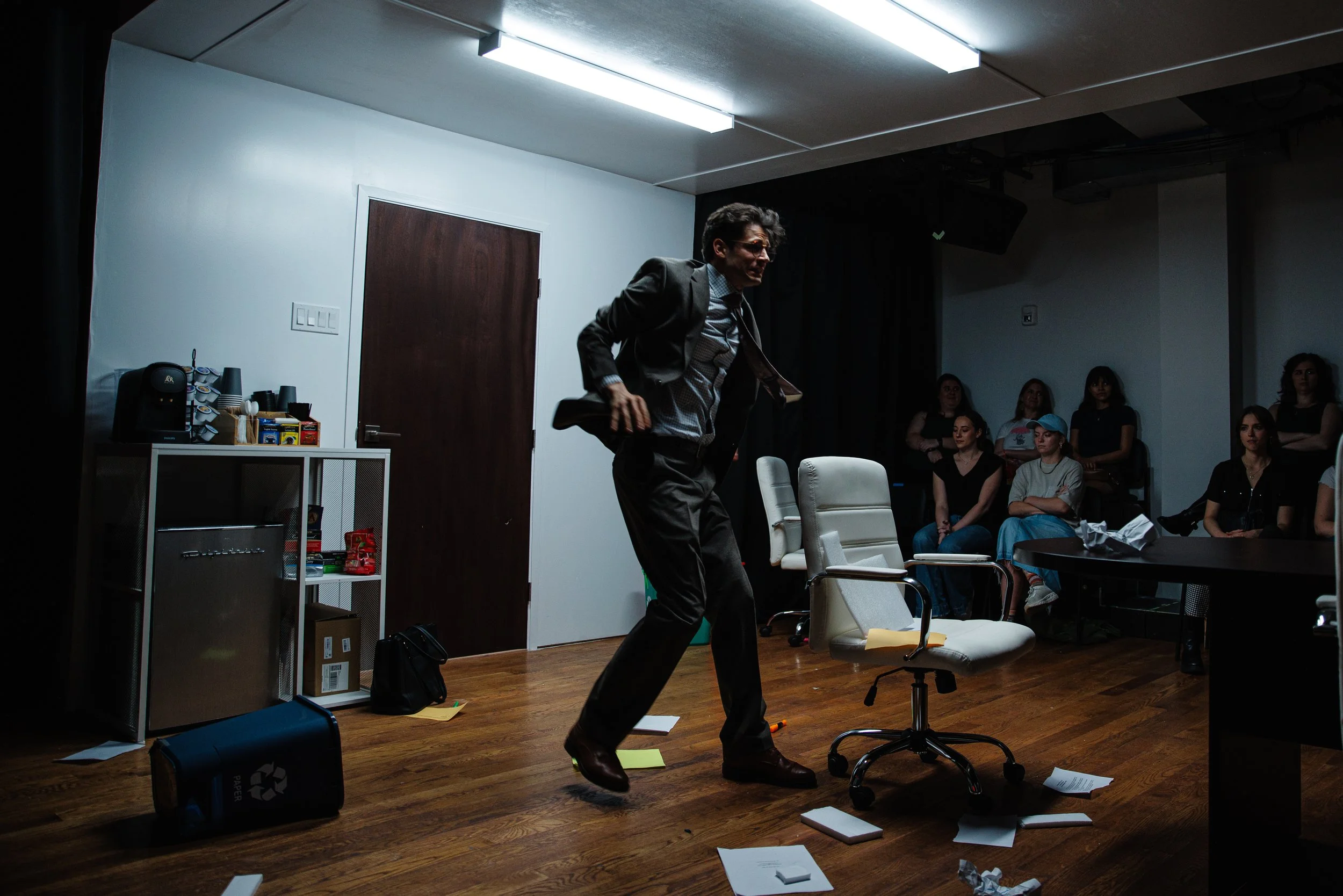 BULL | Scenic design