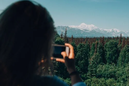 Alaskan Summers - Fashion Blogger.jpeg