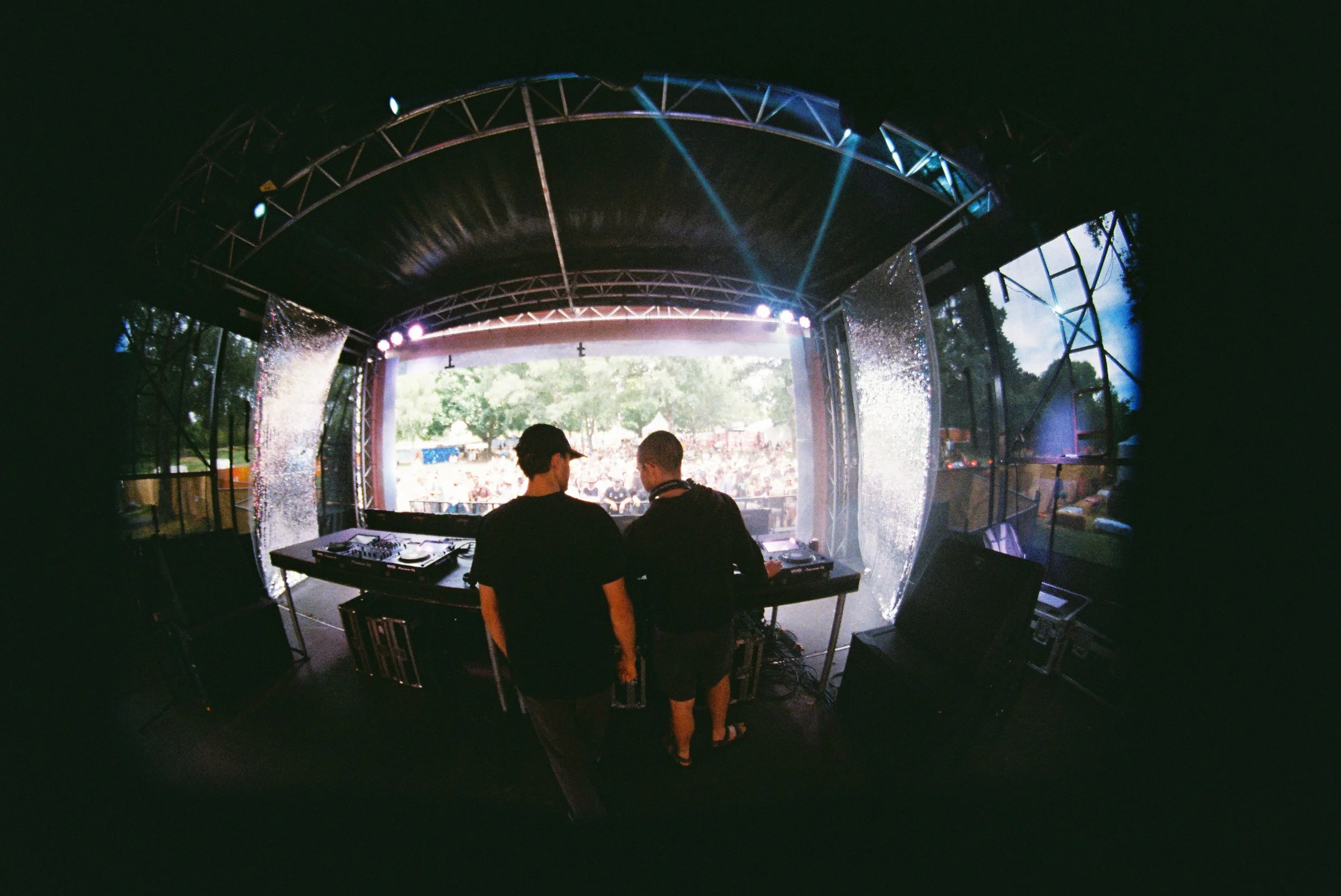 Craigslist Soundsystem Le Currents