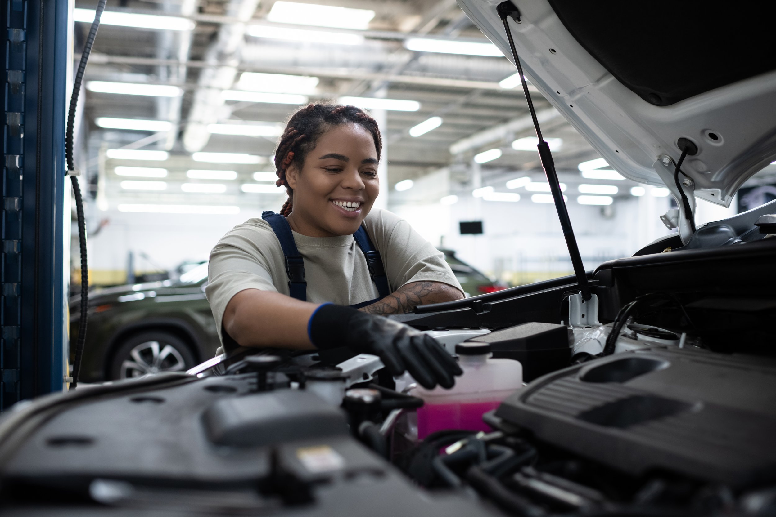 Skip the Cubicle: Secure a Well-paying Auto Career through Franklin Cummings Tech