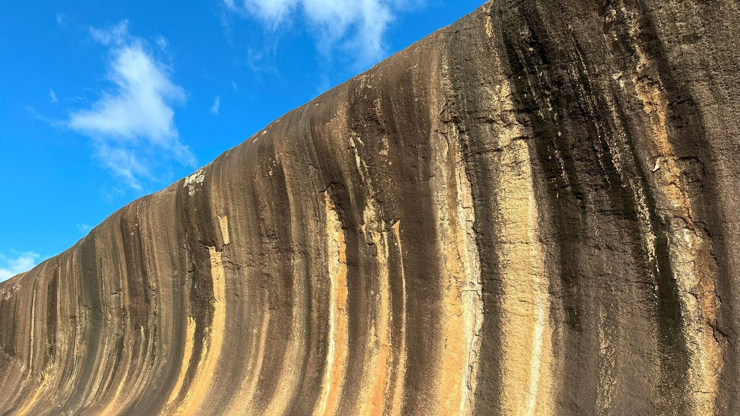 ウェーブロック 1 日ツアー 日本語おまかせツアー