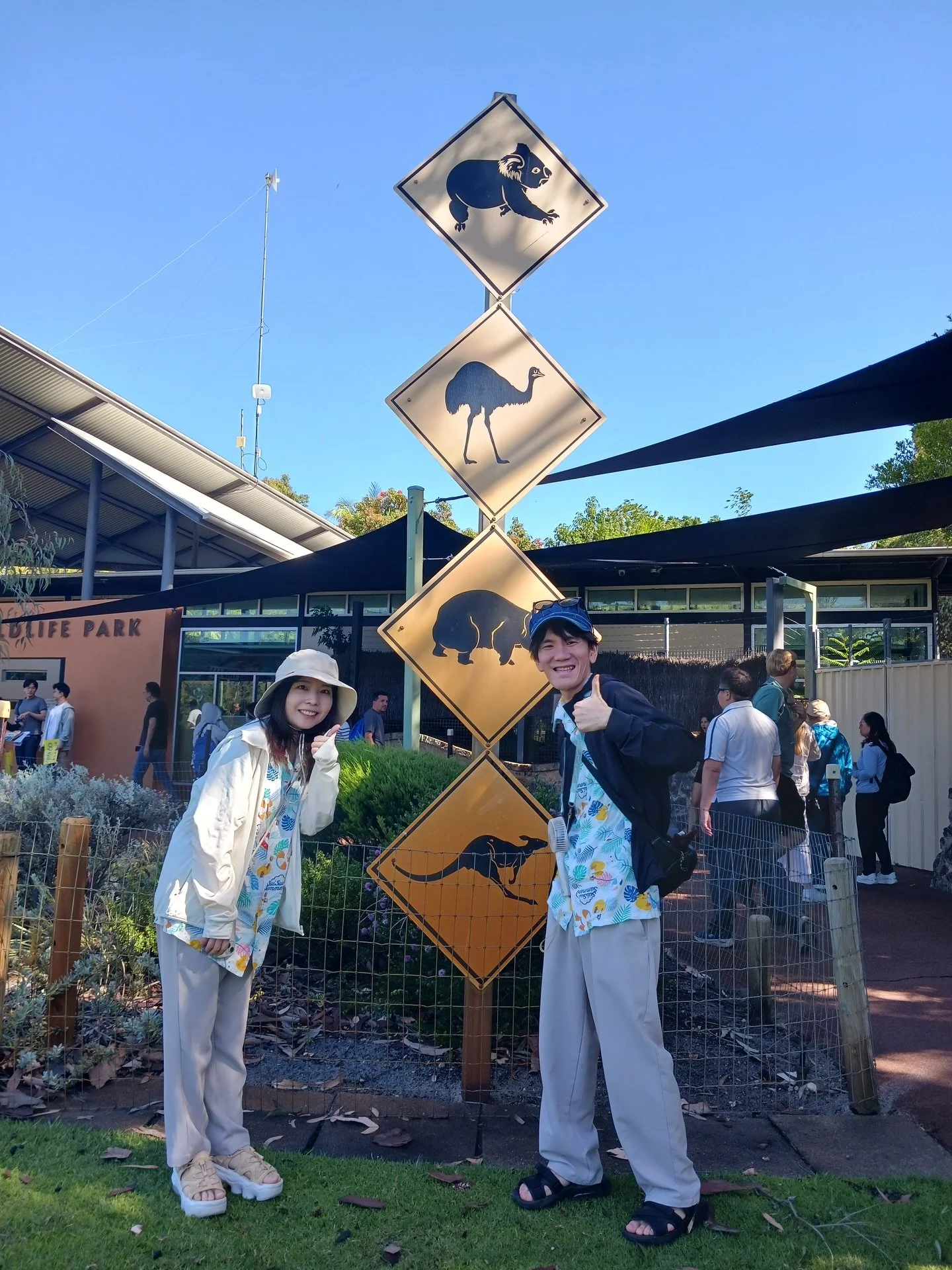 #P3OMA のお客様から素敵なお写真が届きました📸✨🩷

#パース はこれから暑い日が続きます。
こちらのお客様のように 帽子やサングラス をご準備いただくと、
とても快適にお過ごしいただけます😎☀️

ツアーをより楽しんでいただくためにも、
日よけ対策アイテムのご持参をおすすめしています🫶✨

#オーストラリアンピナクルツアーズ #perth #Pinnacles