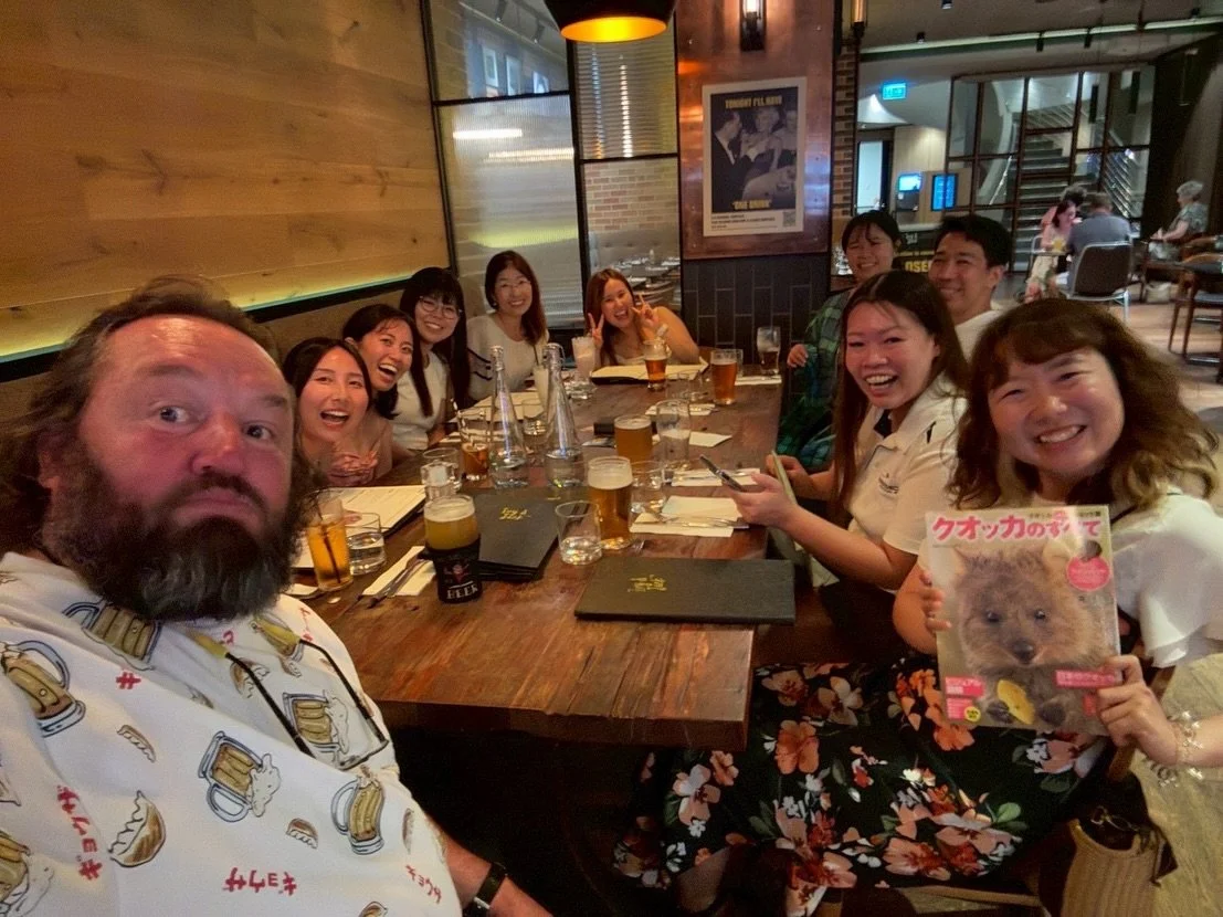 先日おまかせチームでご飯を食べに行きました😋🍴✨

出会いあれば別れあり🥲
おまかせガイドで活躍してくれたMisakiが
日本に帰国することになりました。

本当に今までありがとう😊🧡
日本でのさらなる活躍を心から祈っています🙏✨💐

#オーストラリアンピナクルツアーズ #パース