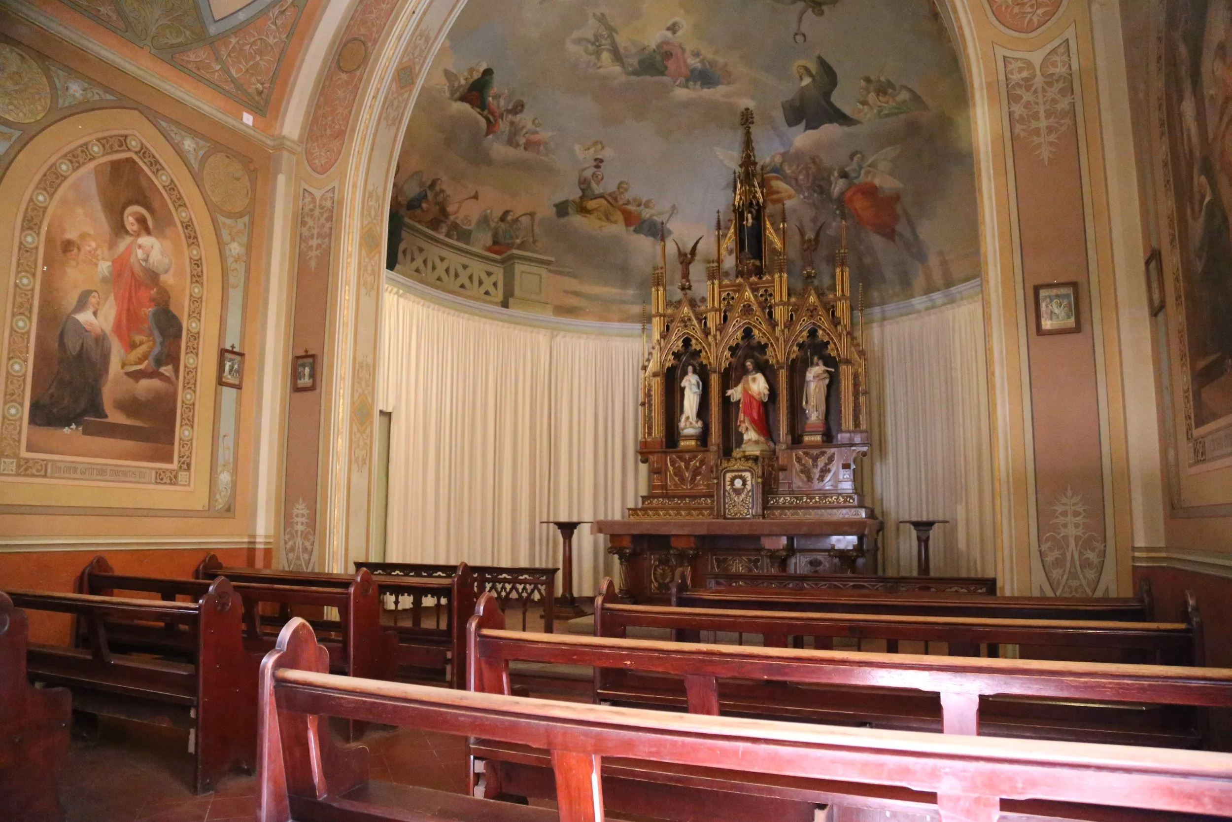 inside church.JPG
