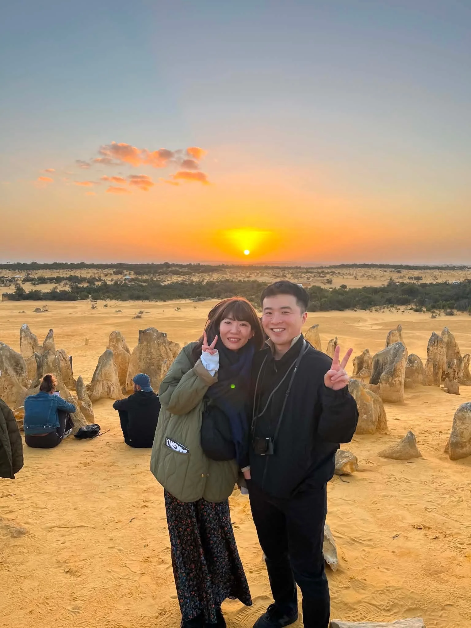 #PSGOMA #美しいサンセット と共に🫶🧡
まるで違う🪐に訪れたような感覚は
未だに私たちも不思議な気持ちになります✨

#sunset #pinnacles #オーストラリアンピナクルツアーズ