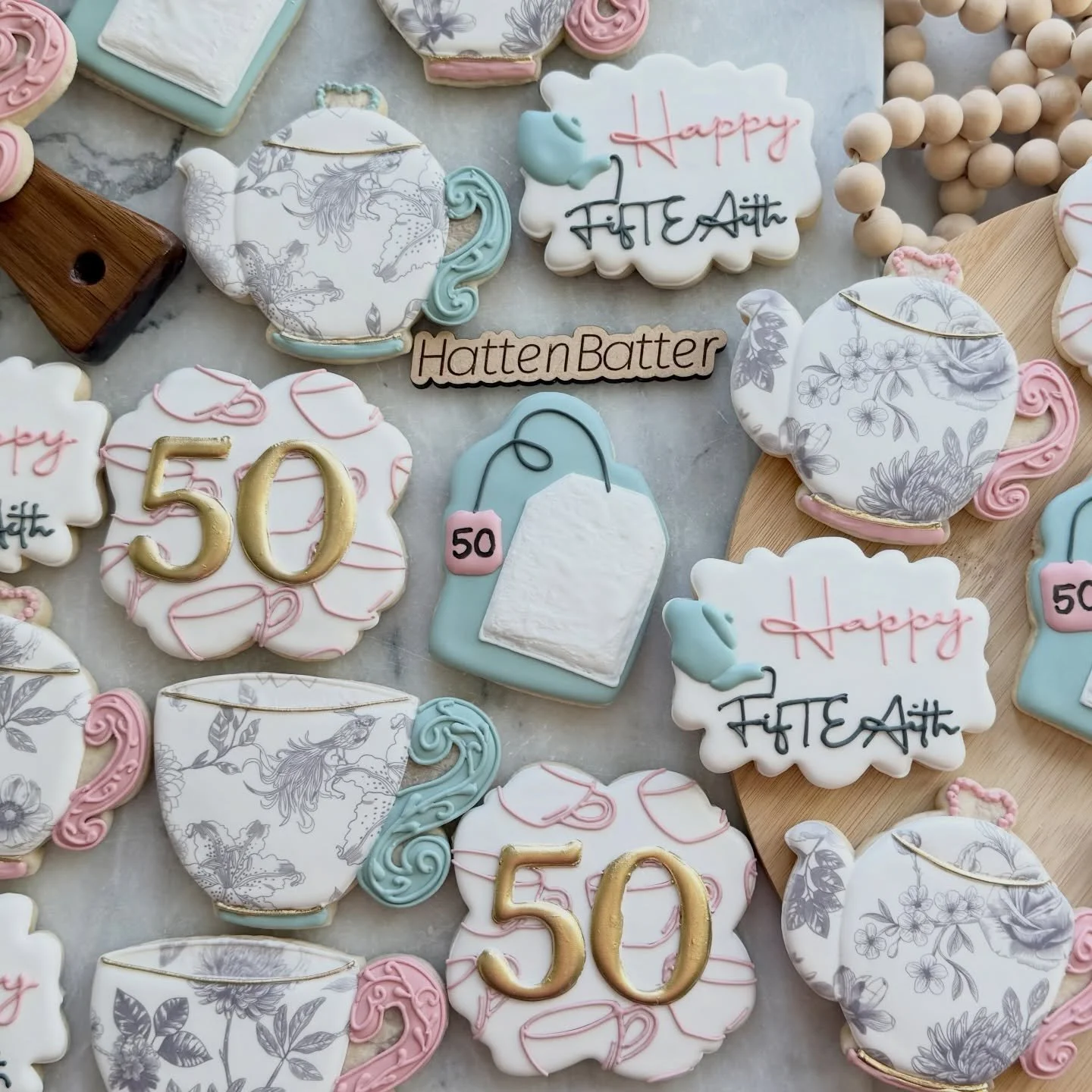 🎉 Happy Fif-teath! 🫖 
Love this creative theme and the color palette even more 😍