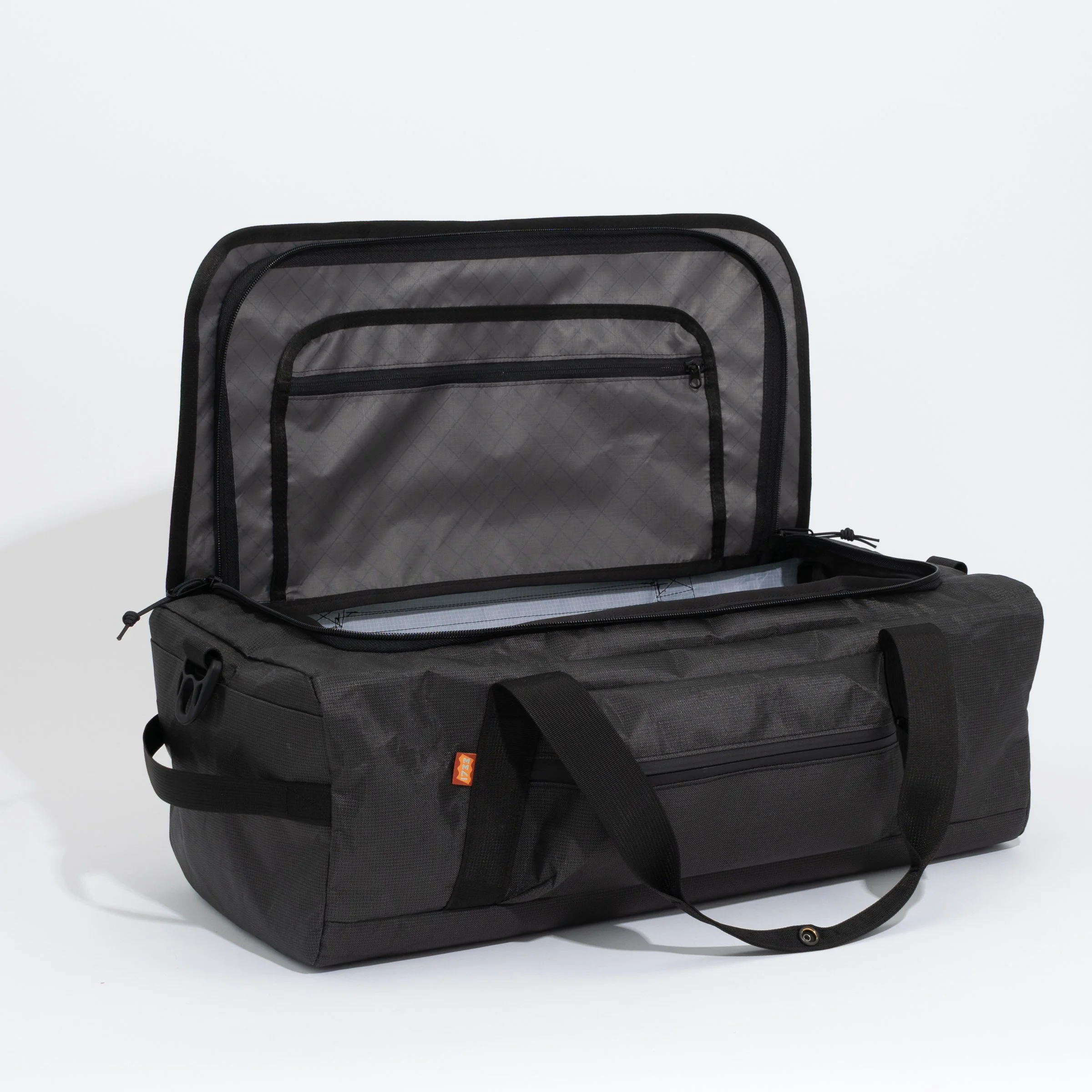 Duffle - U400TX-3.jpg