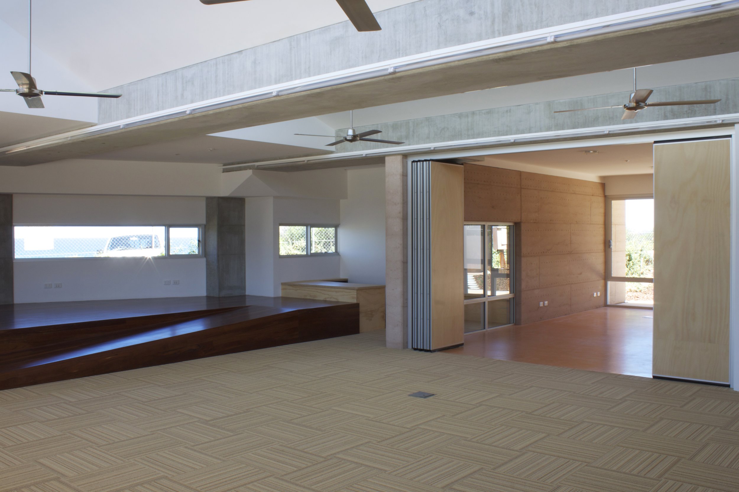 EHDO_BEEHIVE-MONTESSORI-hall-7.jpg