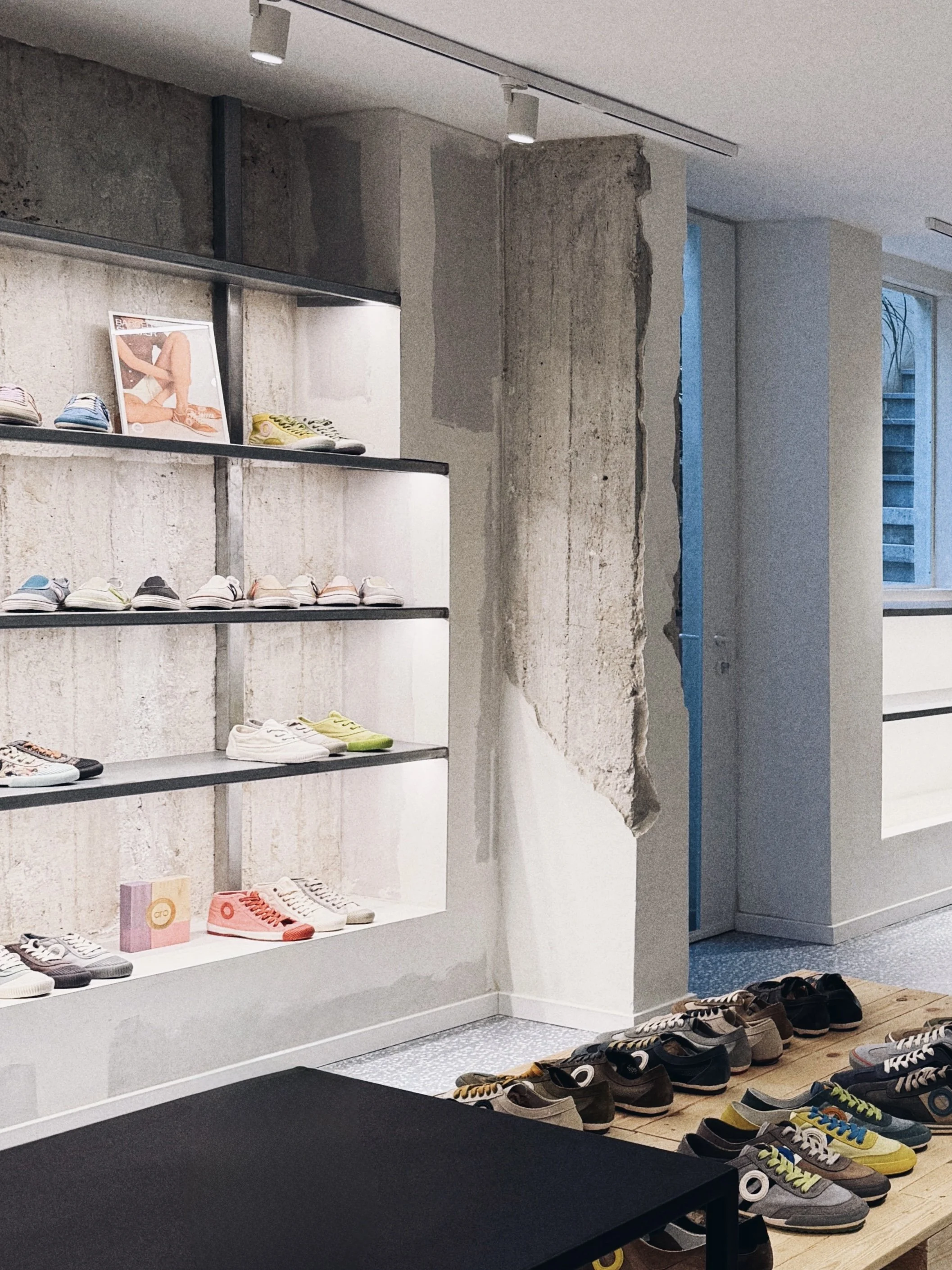 Aro Showroom & Offices